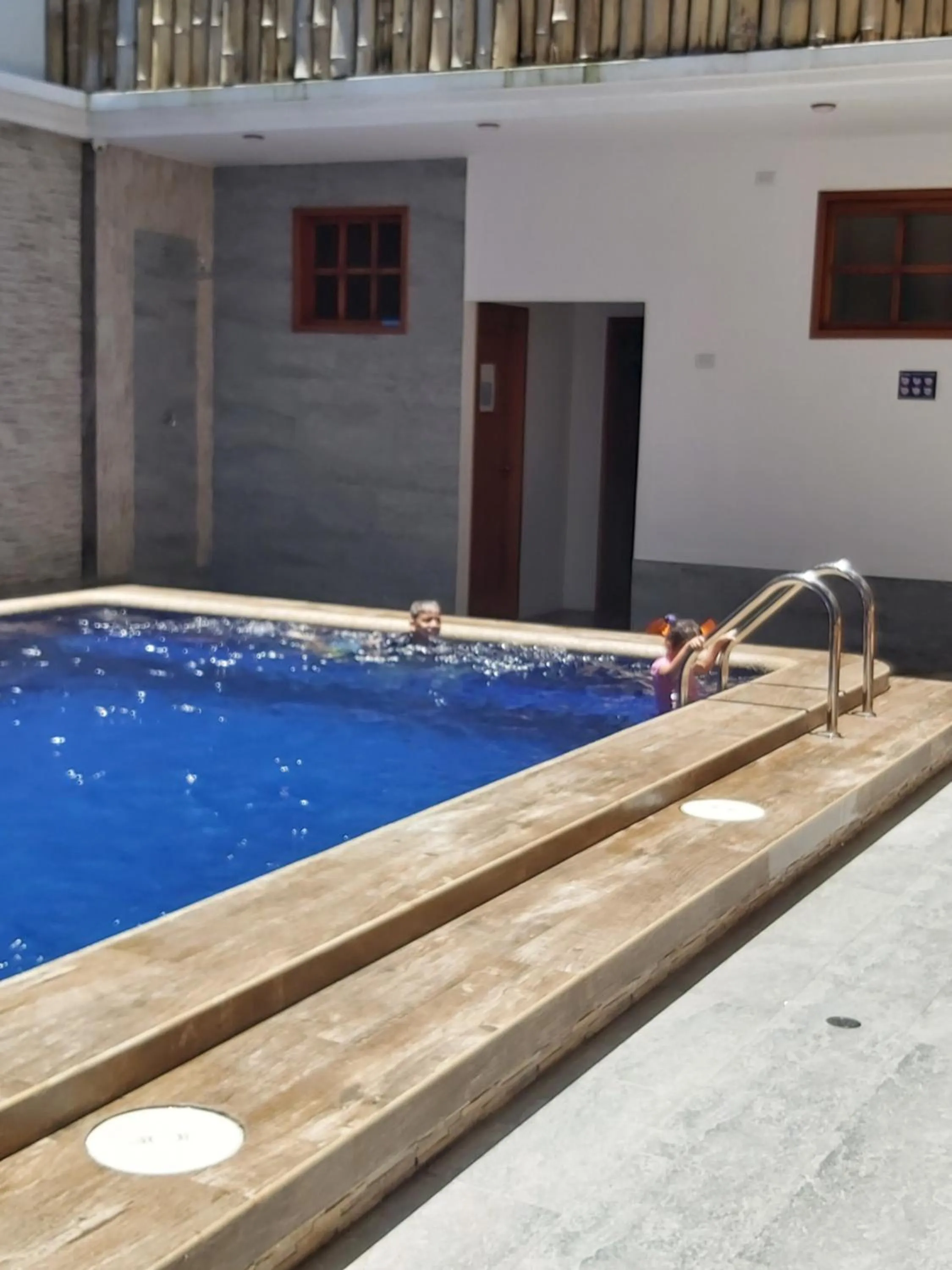 Day in Galapagos Native