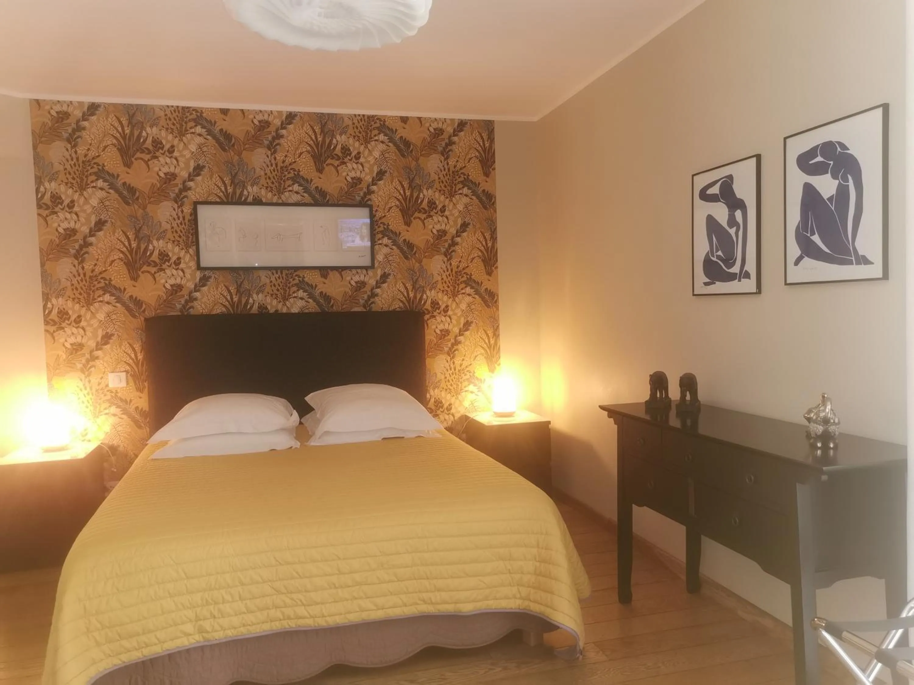 Bed in U Muzzelo