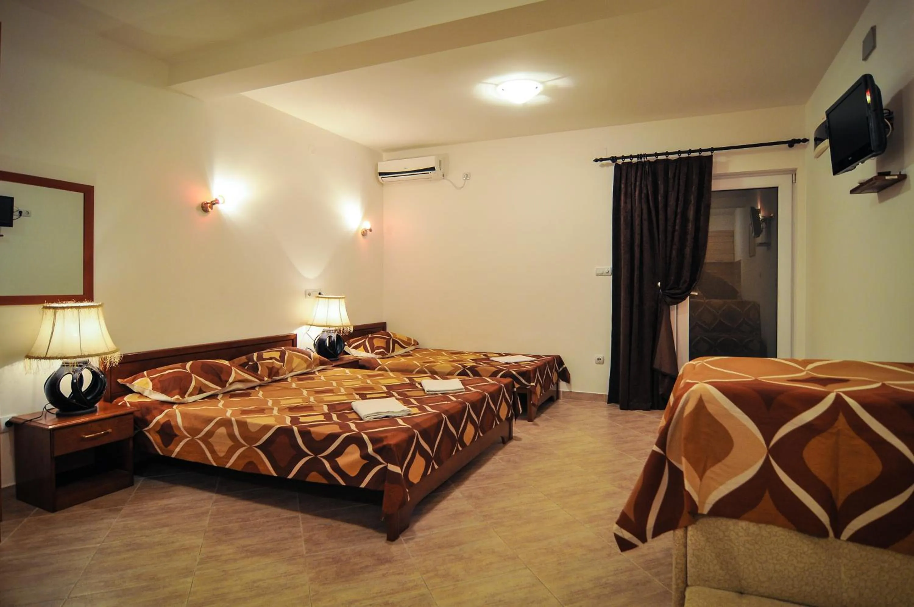 Bedroom, Bed in Apartments Samardžić