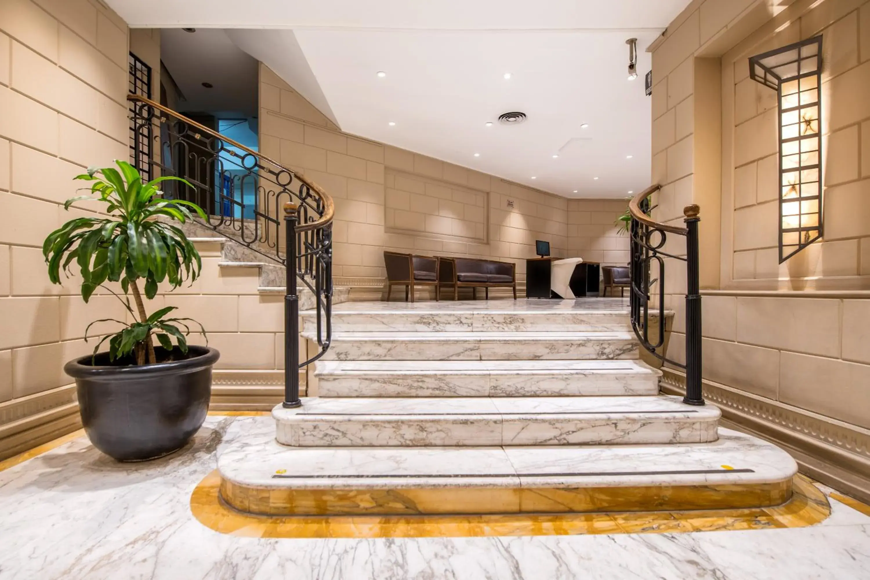 Lobby or reception in Exe Hotel Colón Lobby or reception in Exe Hotel Colón