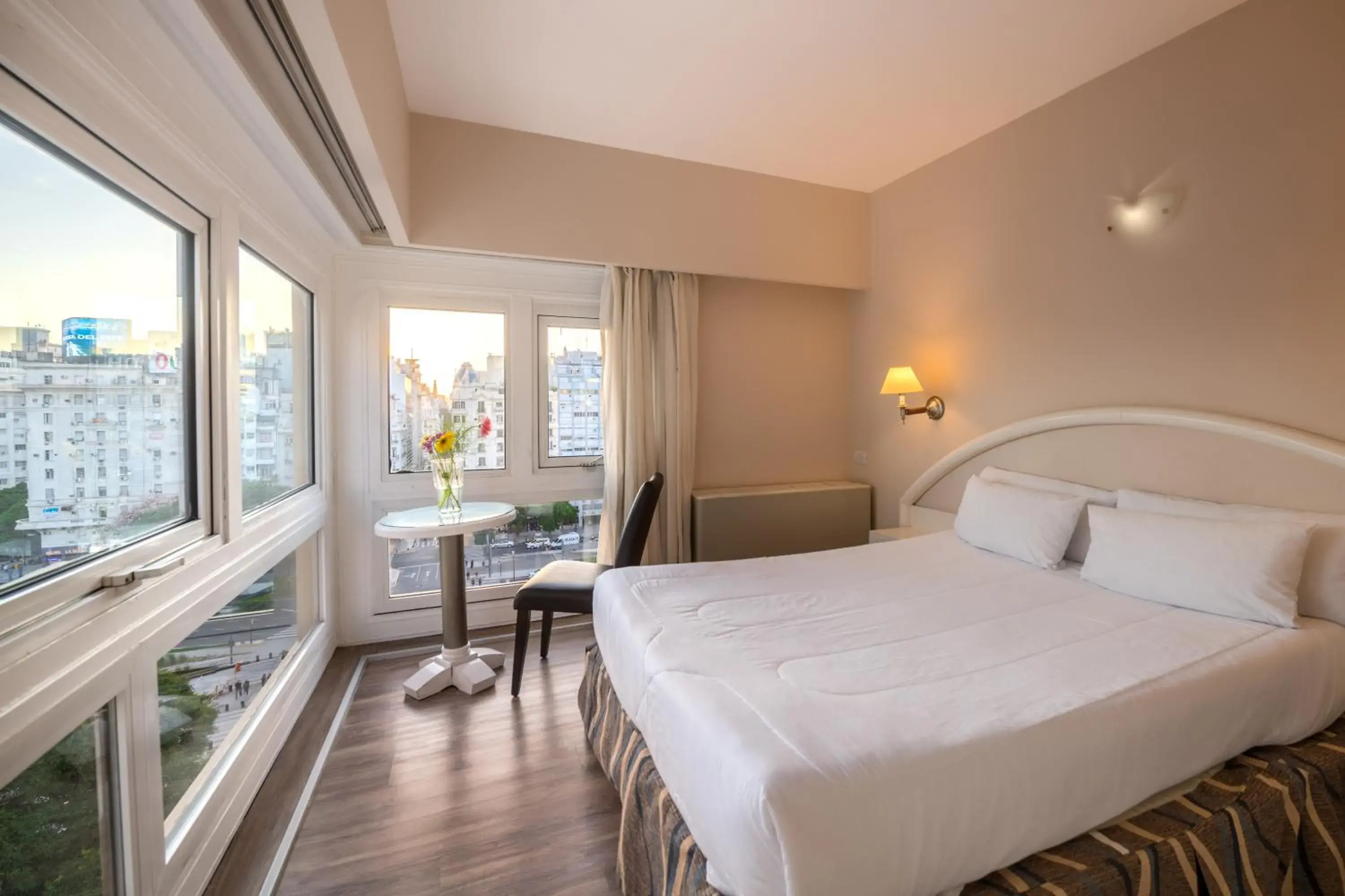 Photo of the whole room, Bed in Exe Hotel Colón Photo of the whole room, Bed in Exe Hotel Colón