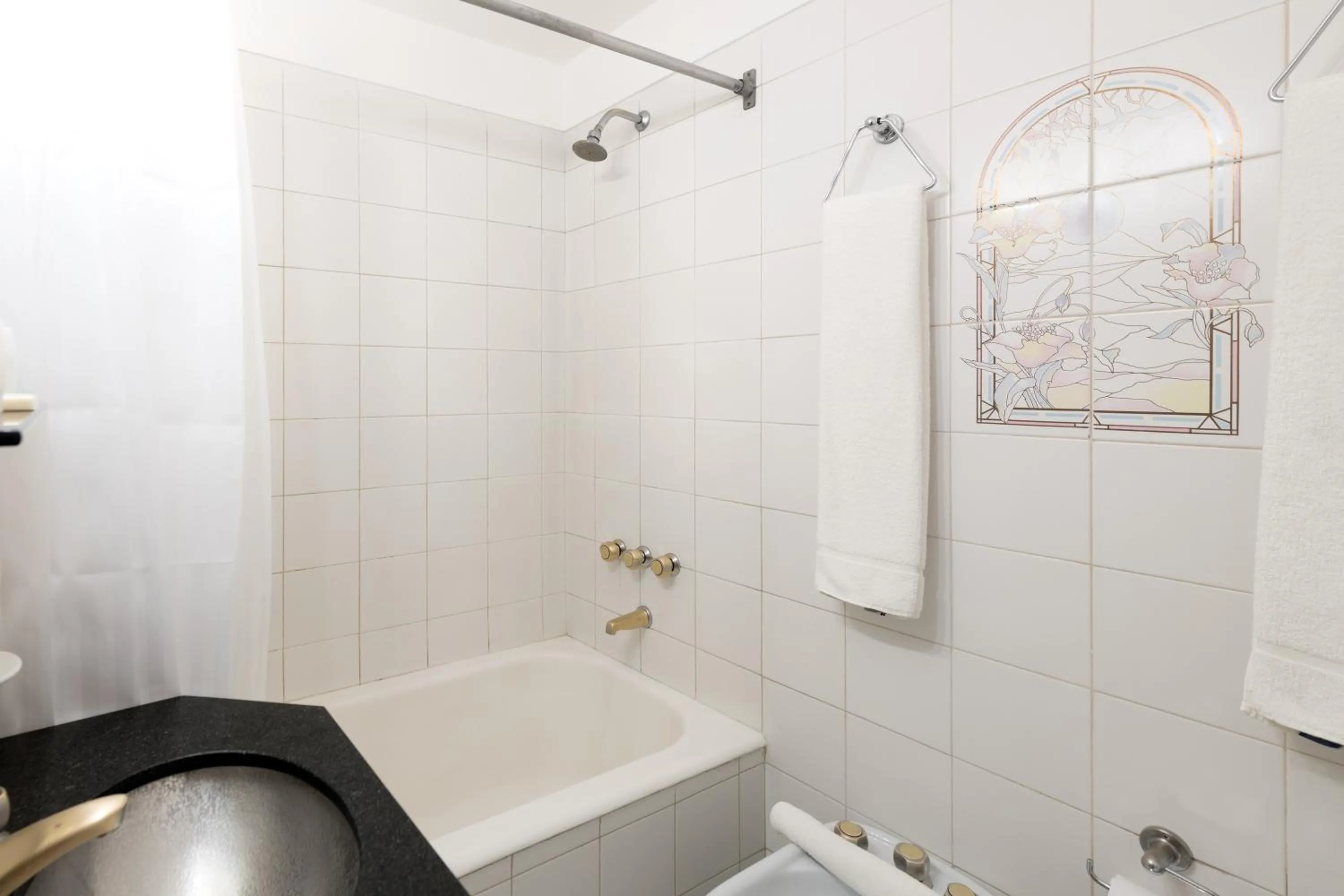 Toilet in Exe Hotel Colón