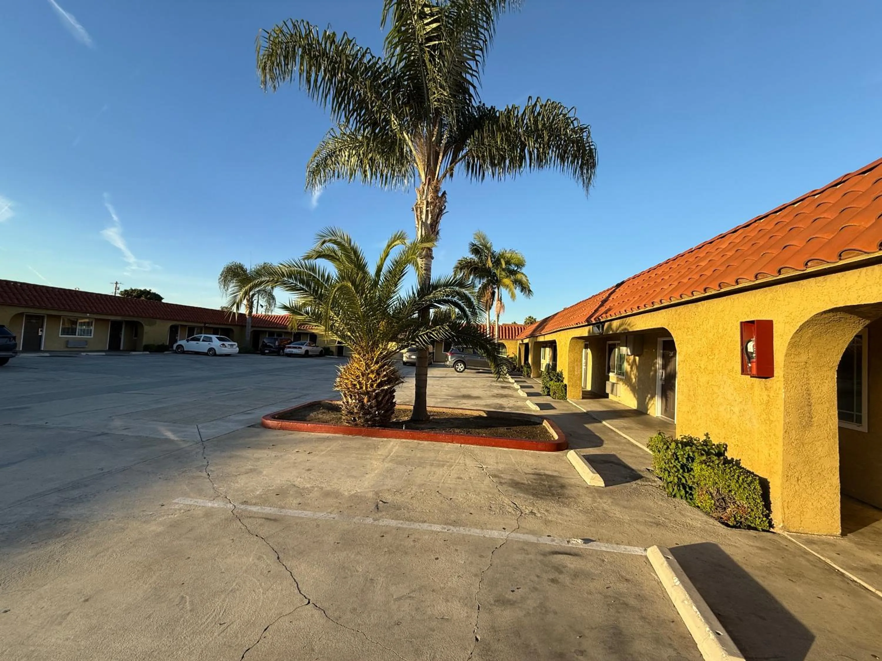 Facade/entrance in Rocky Inn Motel Long Beach, CA