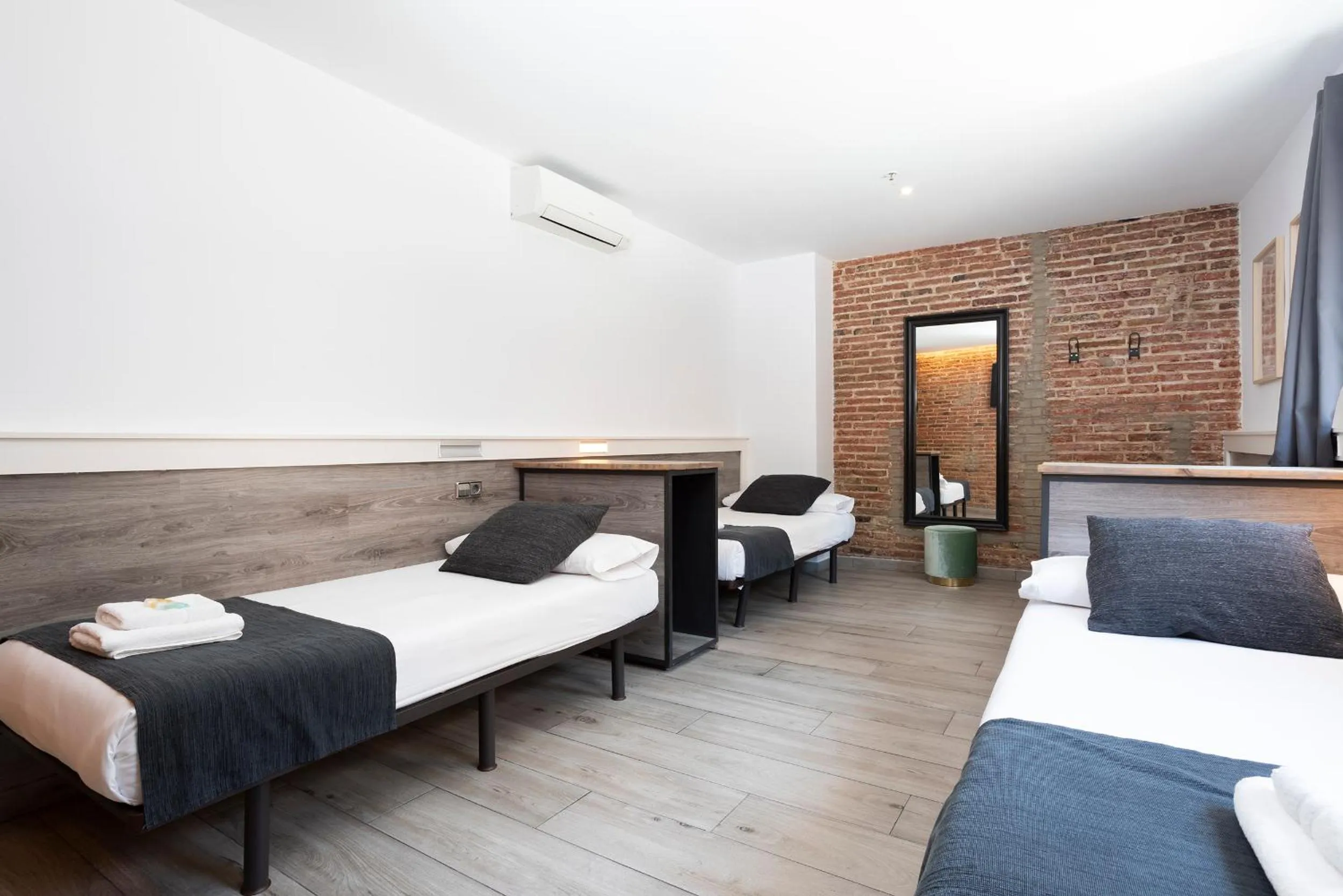 Bed in HOSTAL BEDMATES