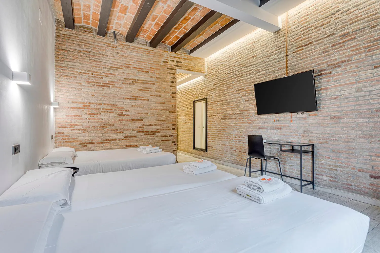 Bed in HOSTAL BEDMATES