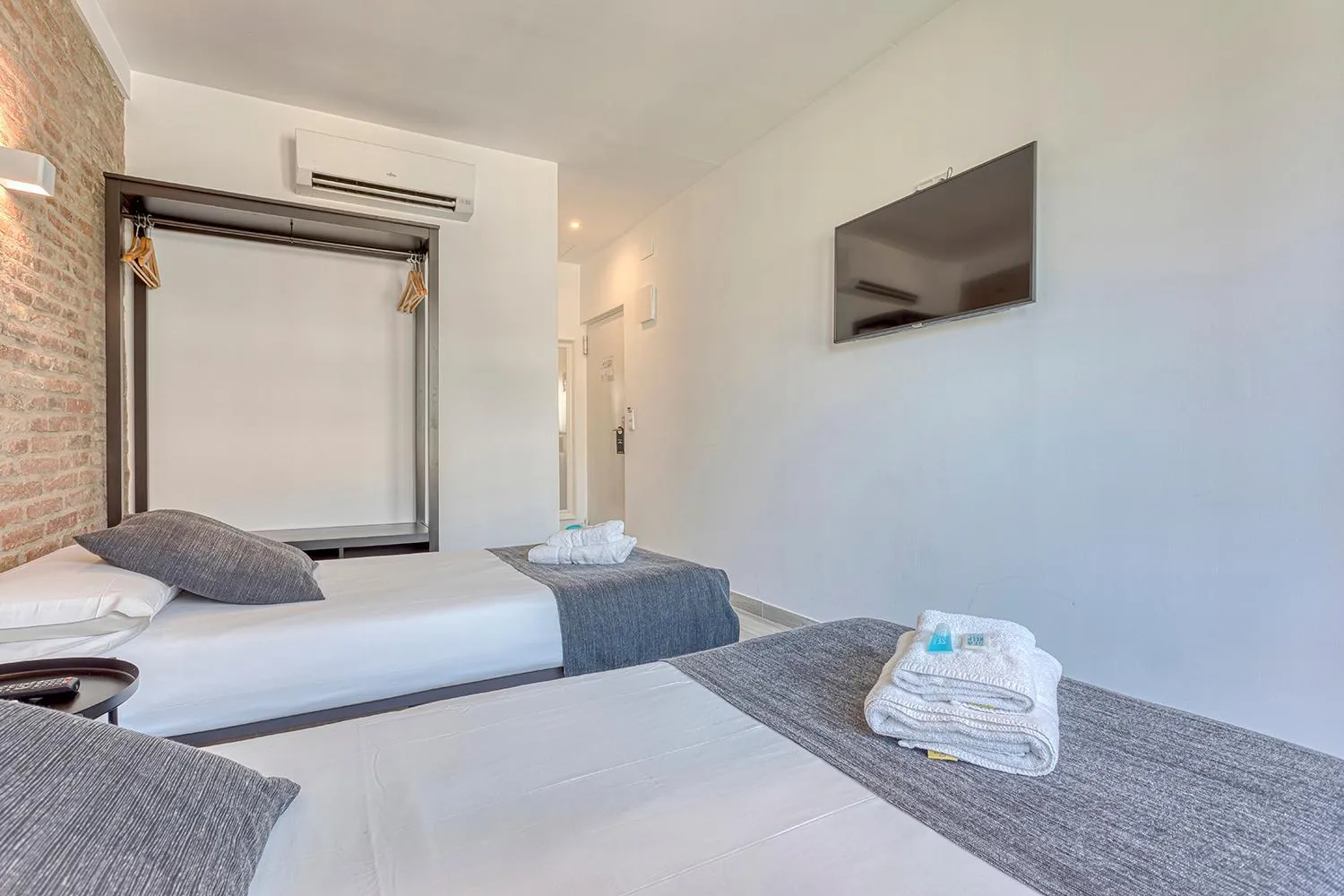 Bed in HOSTAL BEDMATES