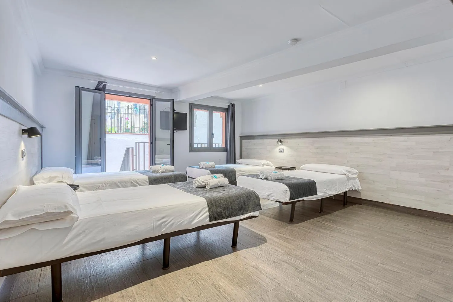 Bed in HOSTAL BEDMATES