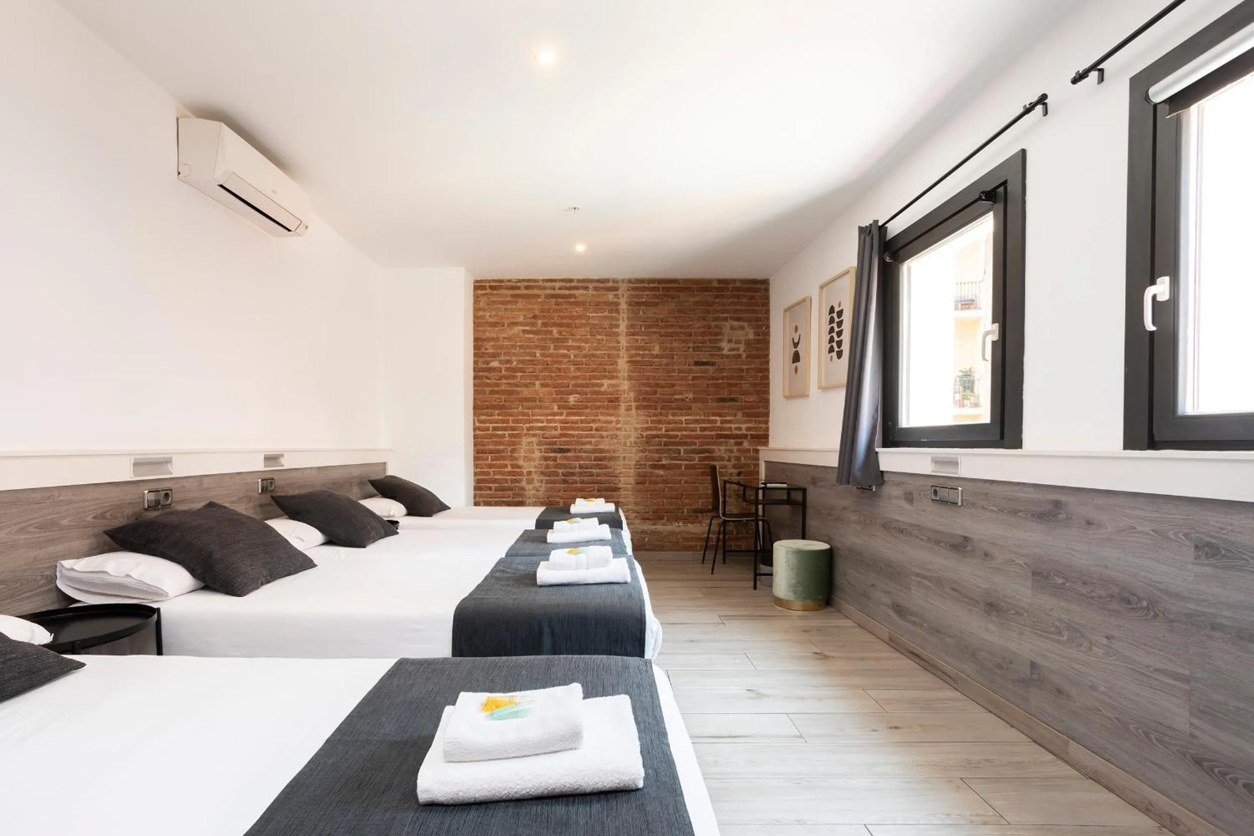 Bed in HOSTAL BEDMATES