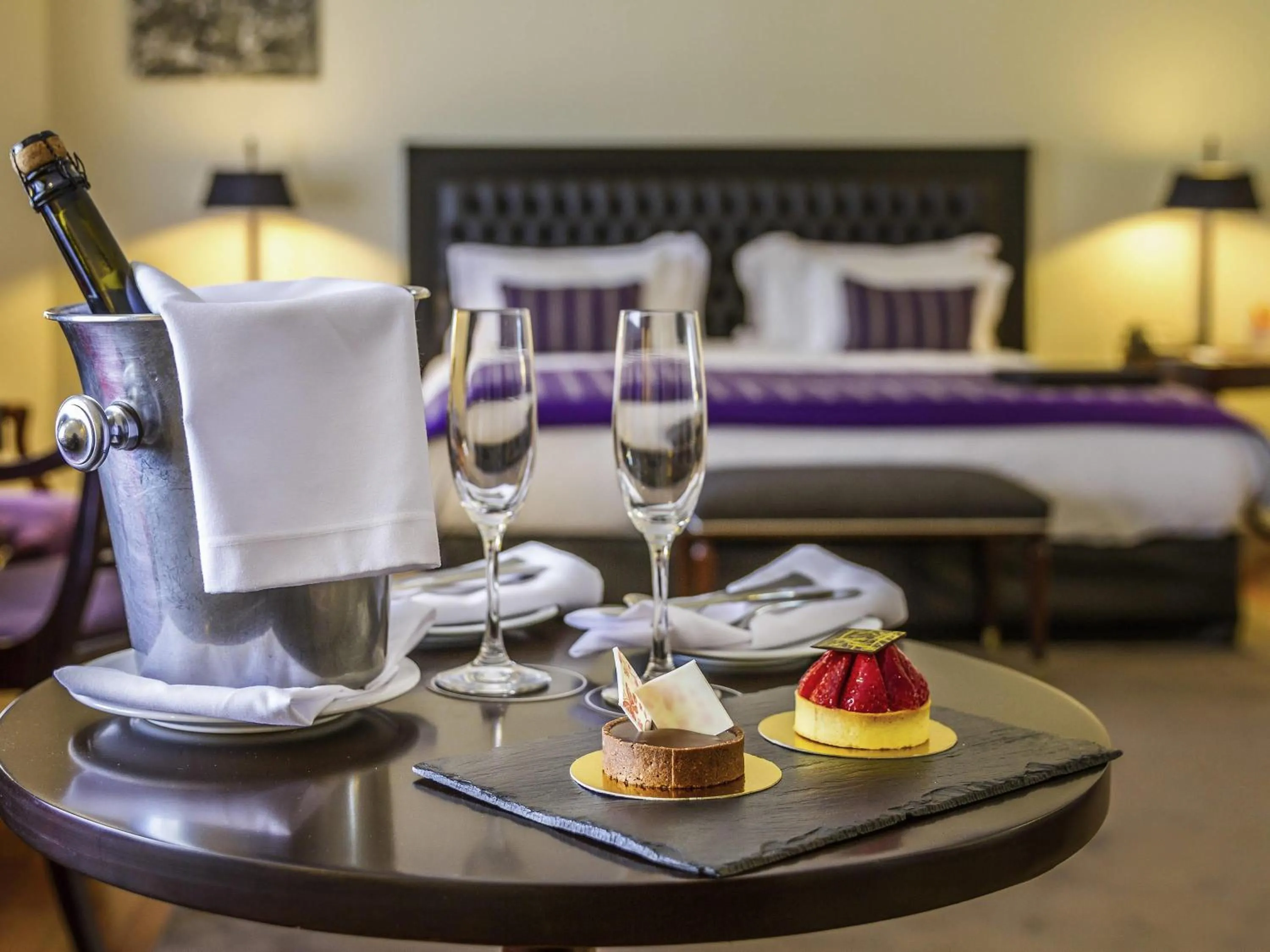 Bedroom, Bed in Sofitel Buenos Aires Recoleta