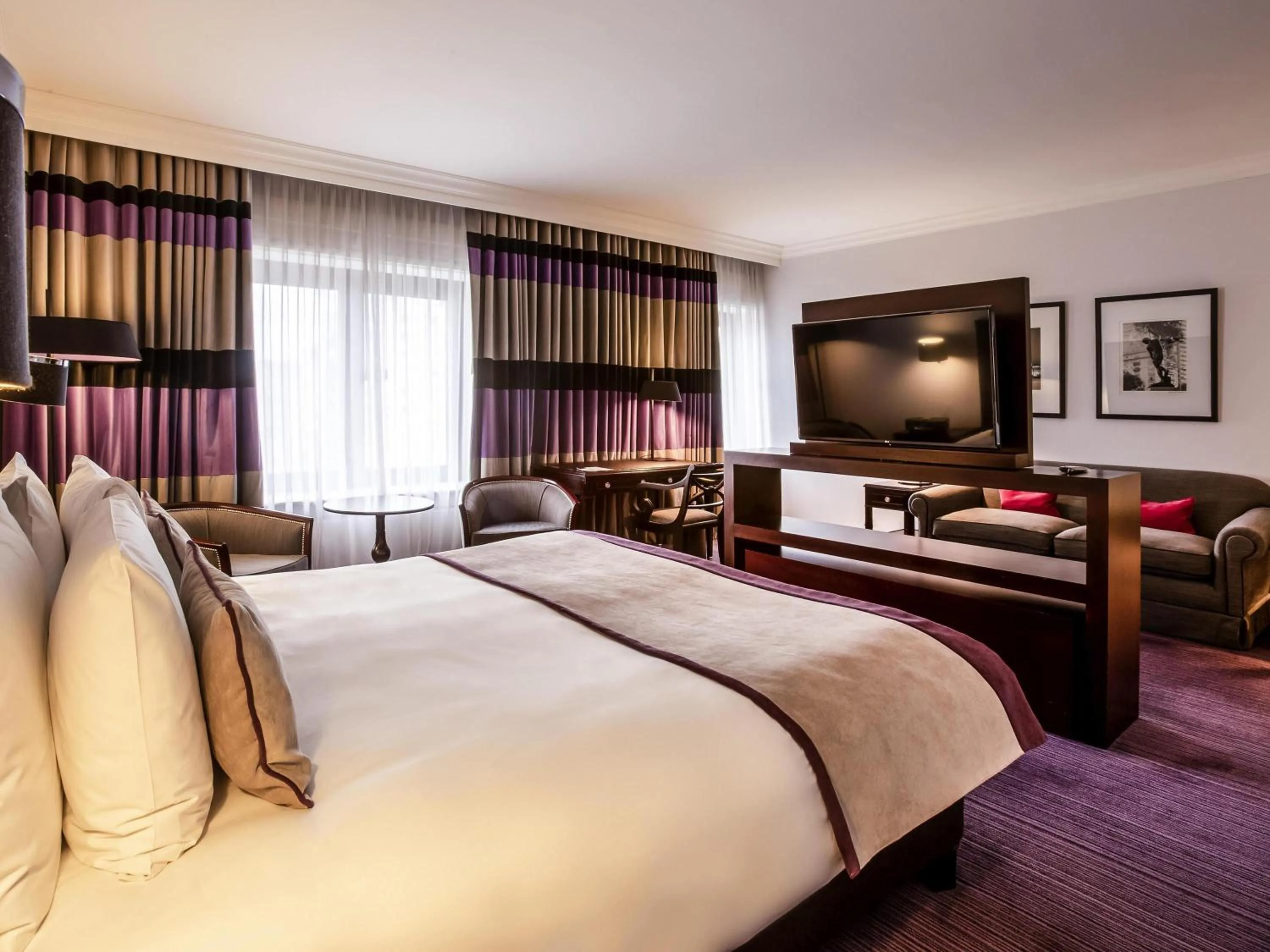 Photo of the whole room, Bed in Sofitel Buenos Aires Recoleta