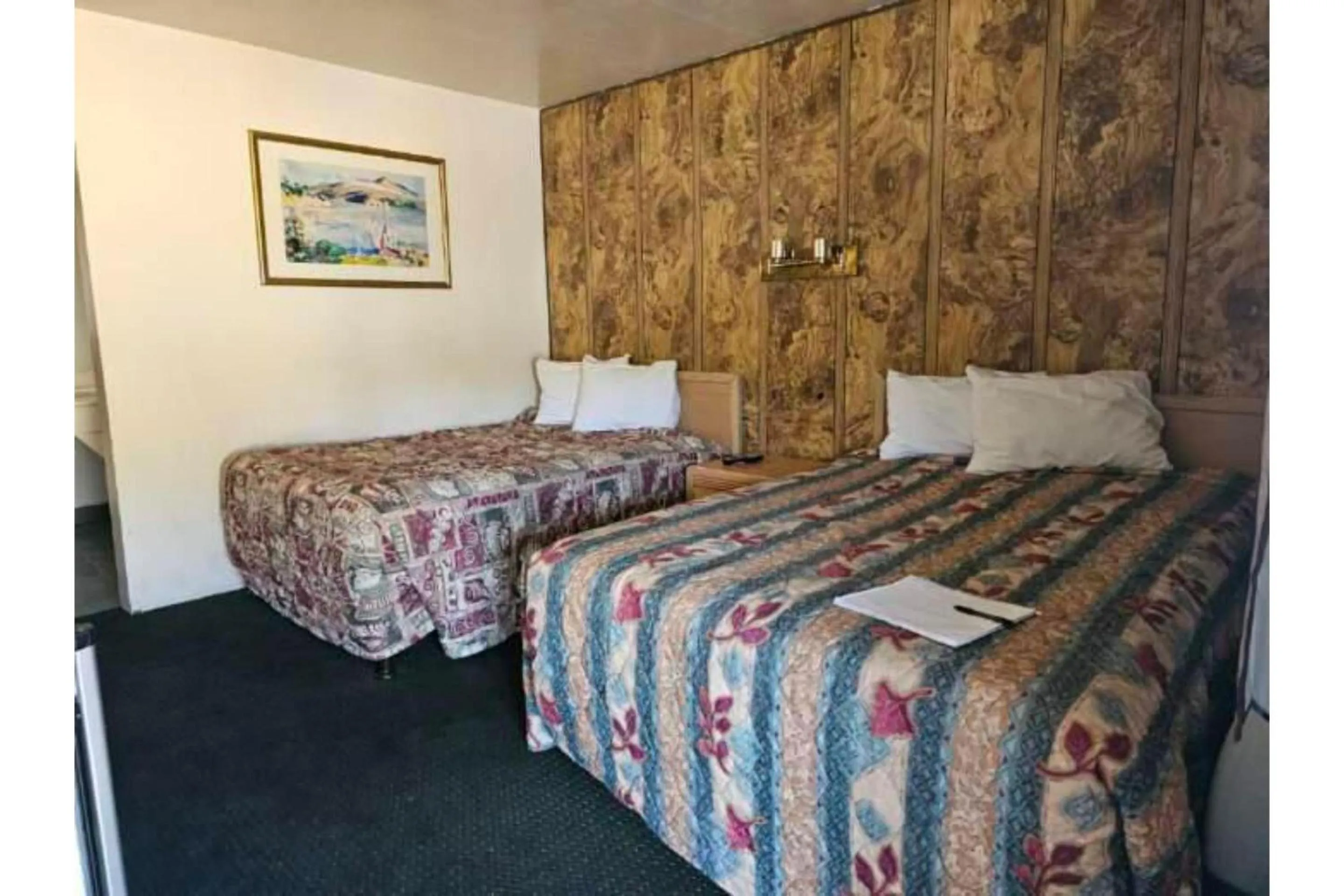 Bedroom, Bed in Discovery Inn Vallejo I 80 Near Napa CA