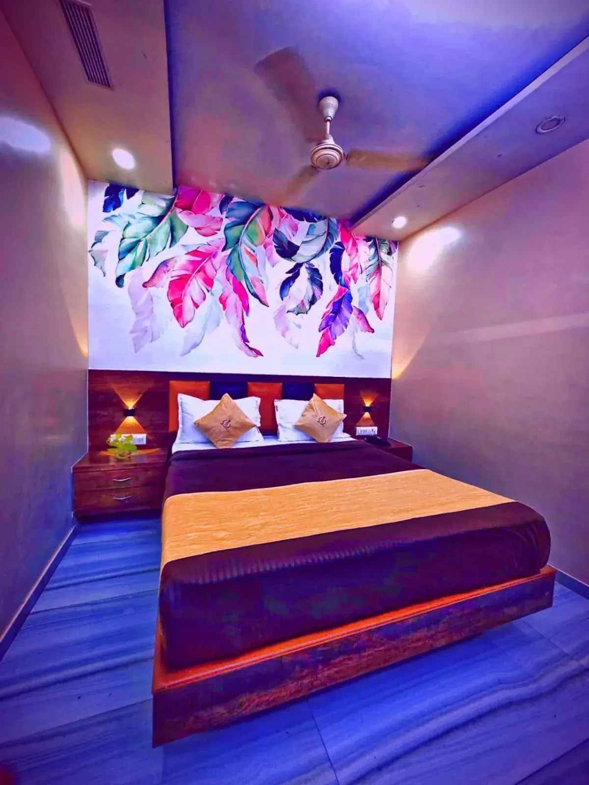 City view, Bed in Hotel Royce Executive Near US Consulate, Bandra Kurla Complex City view, Bed in Hotel Royce Executive Near US Consulate, Bandra Kurla Complex