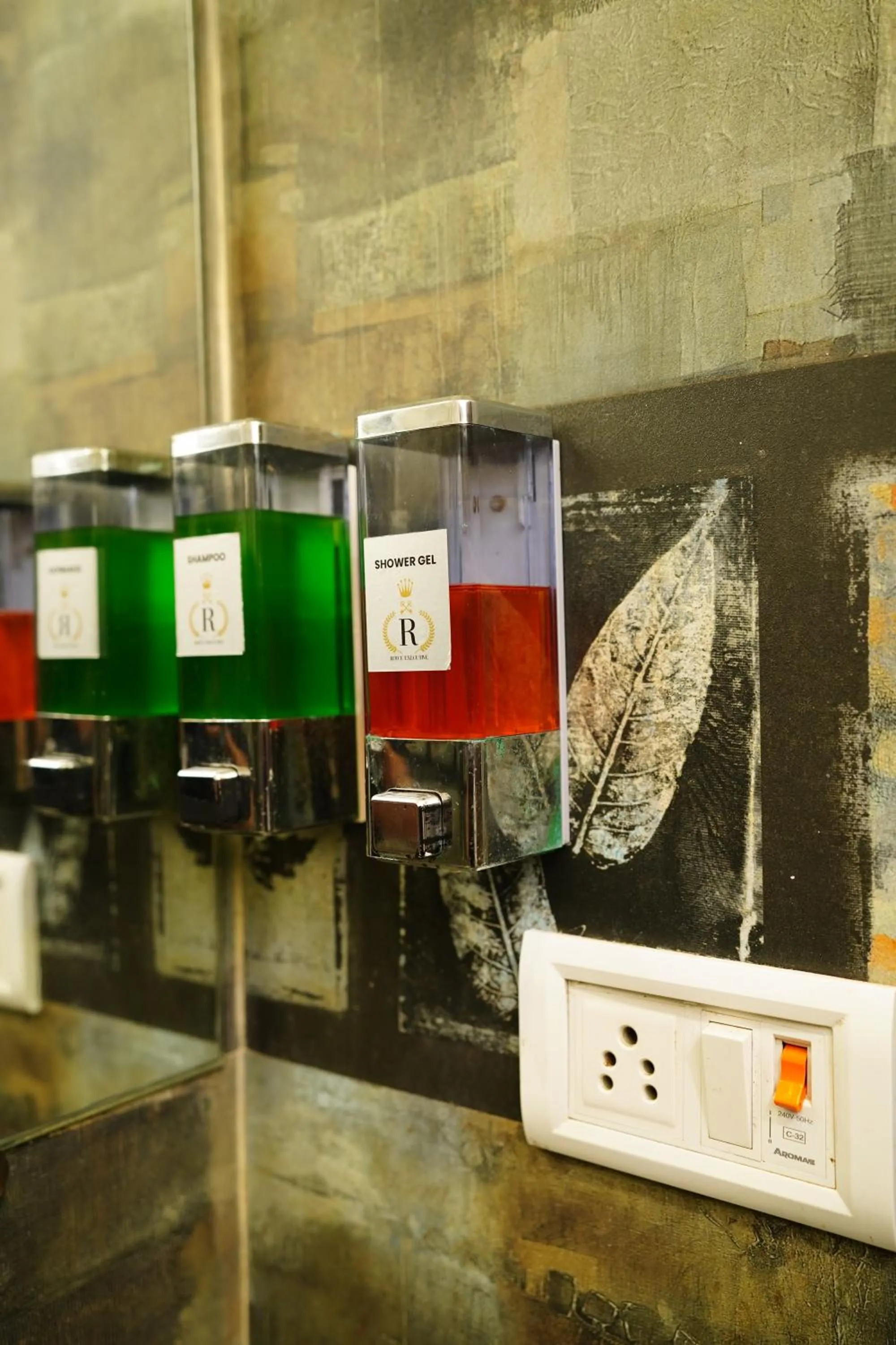 Bathroom in Hotel Royce Executive Near US Consulate, Bandra Kurla Complex
