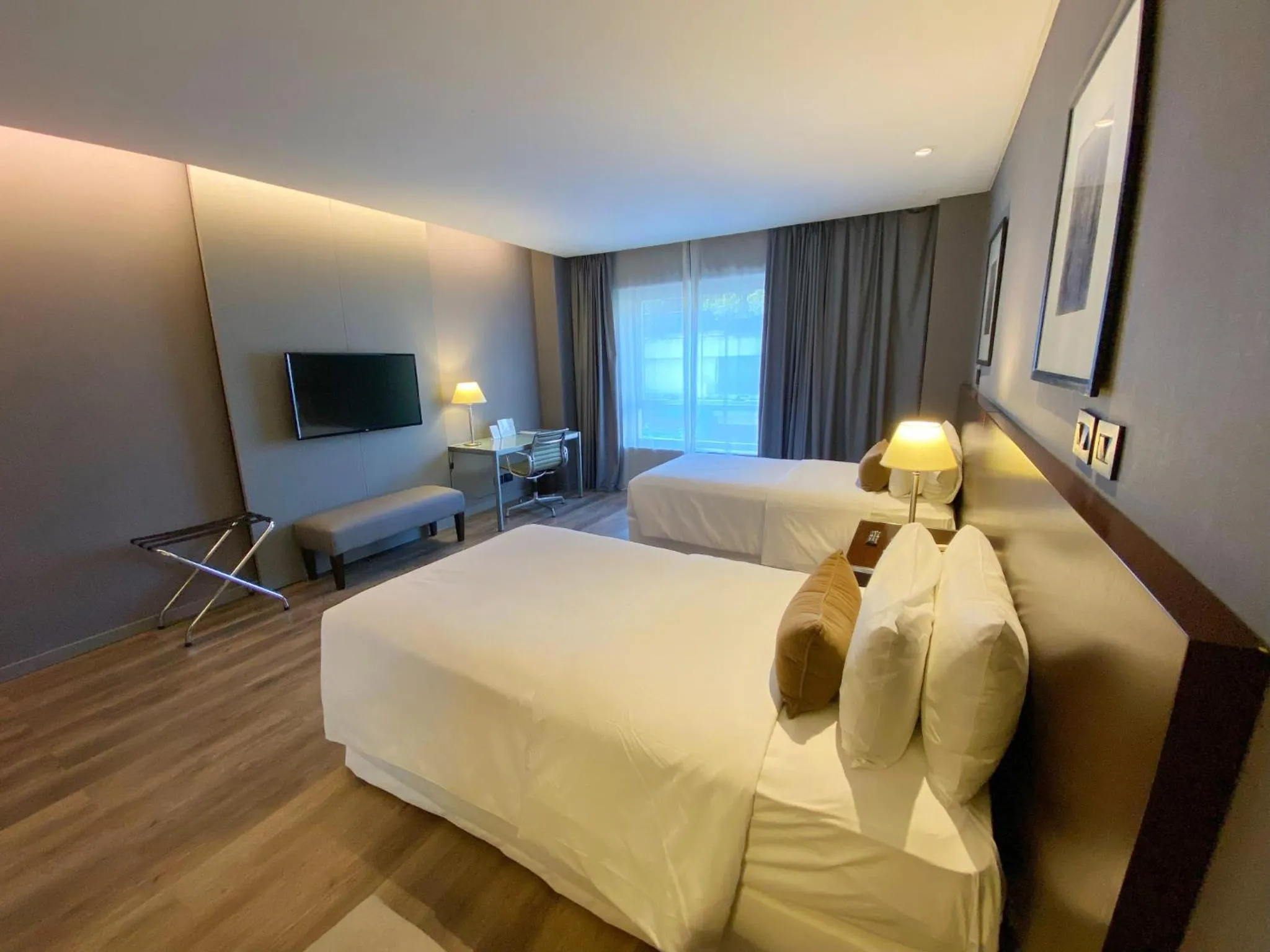 Communal lounge/ TV room, Bed in 474 Buenos Aires Hotel