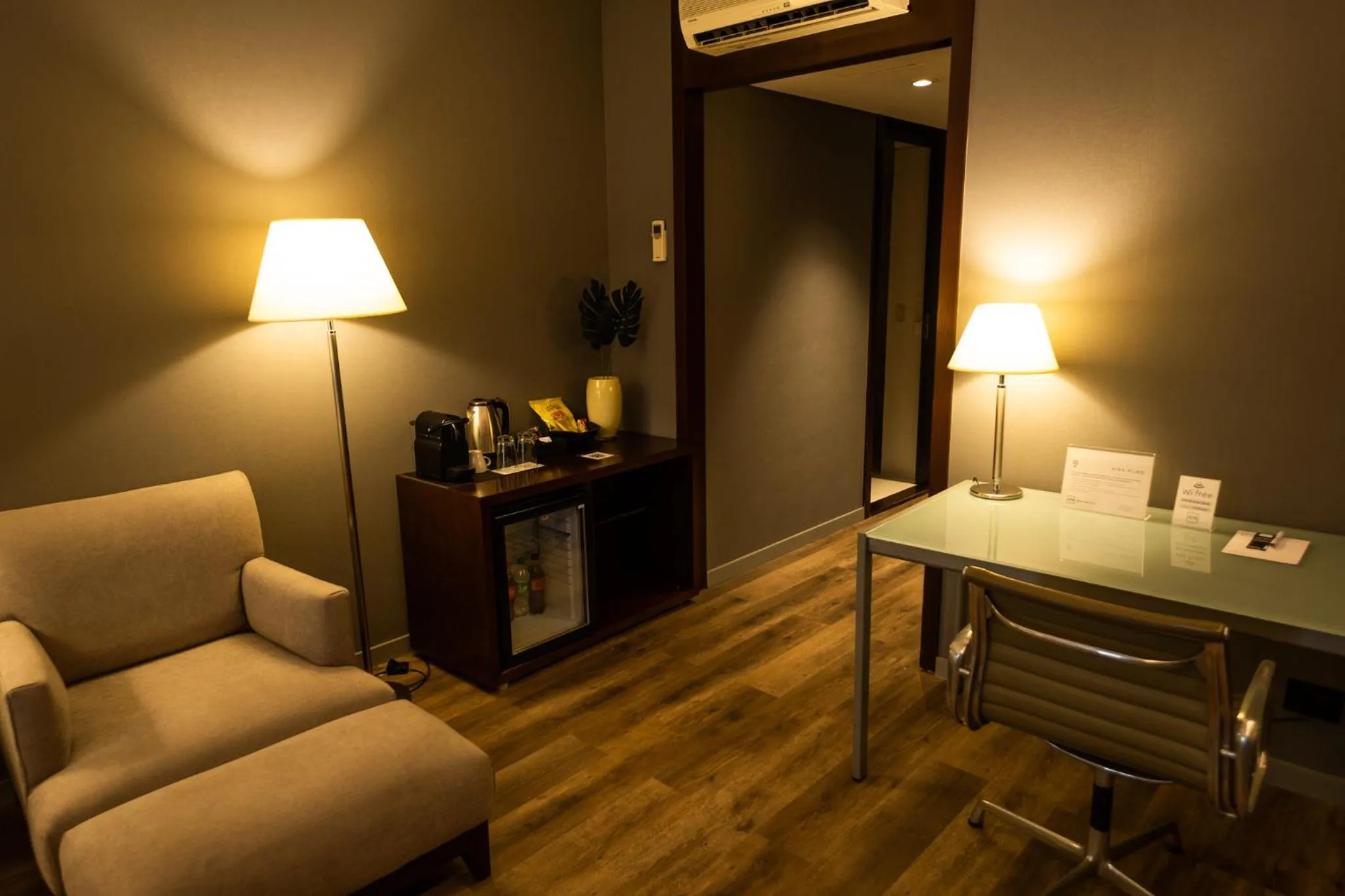 Decorative detail in 474 Buenos Aires Hotel