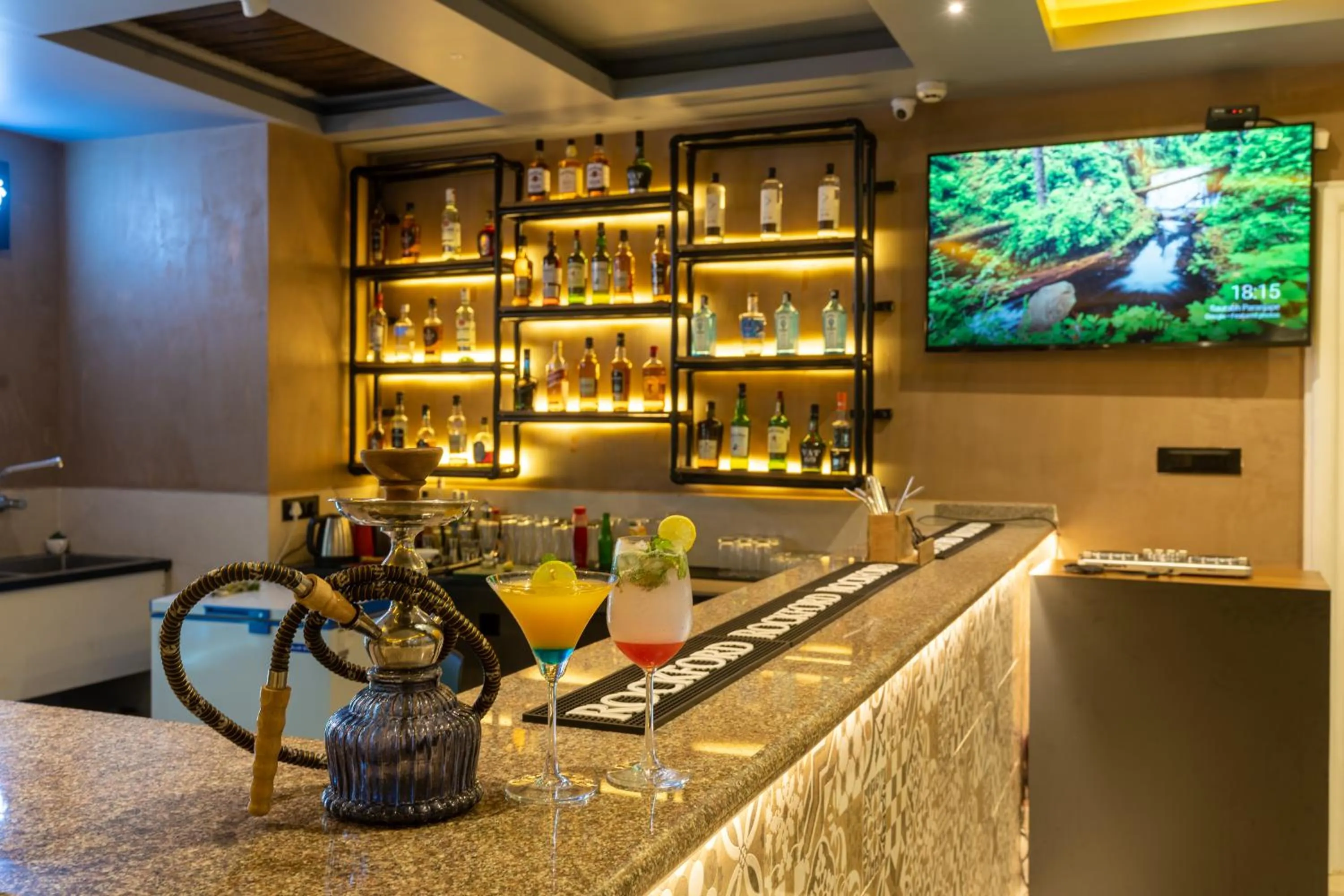 Lounge or bar in Alvorada Resort-3 Star Resort In Baga