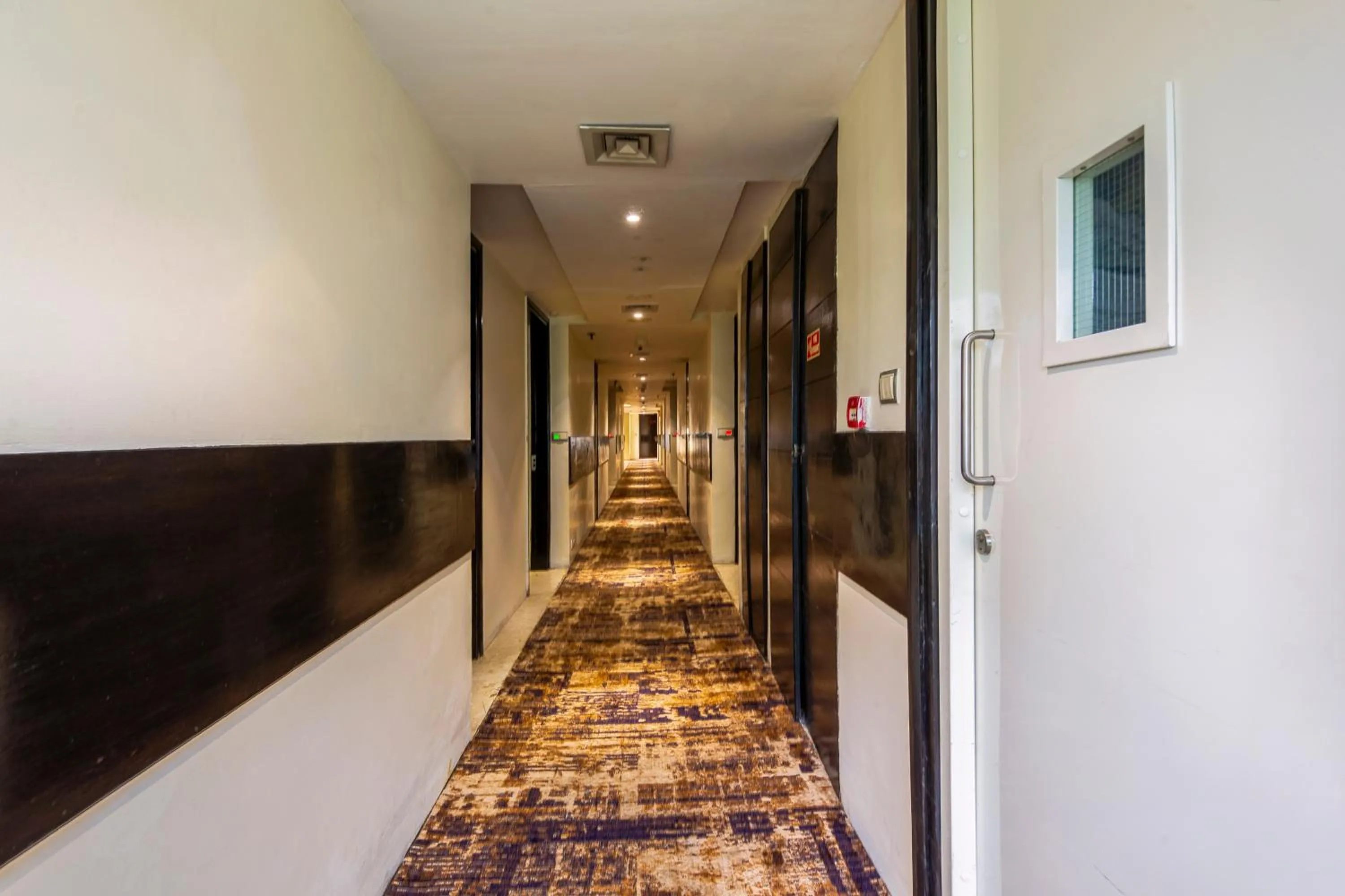 concierge in The Grand Orion - Kailash Colony