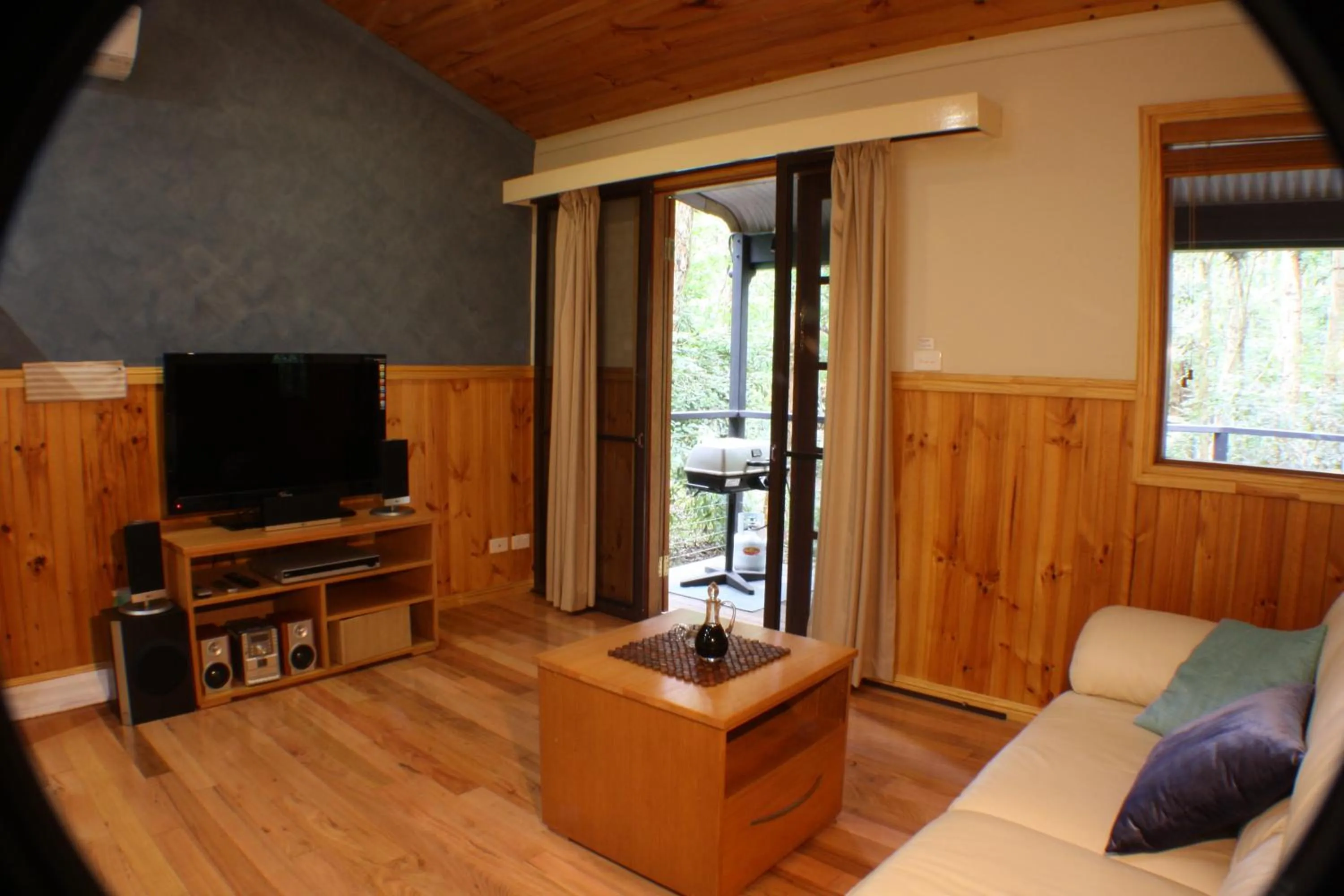 Seating area in Wanderers Retreat