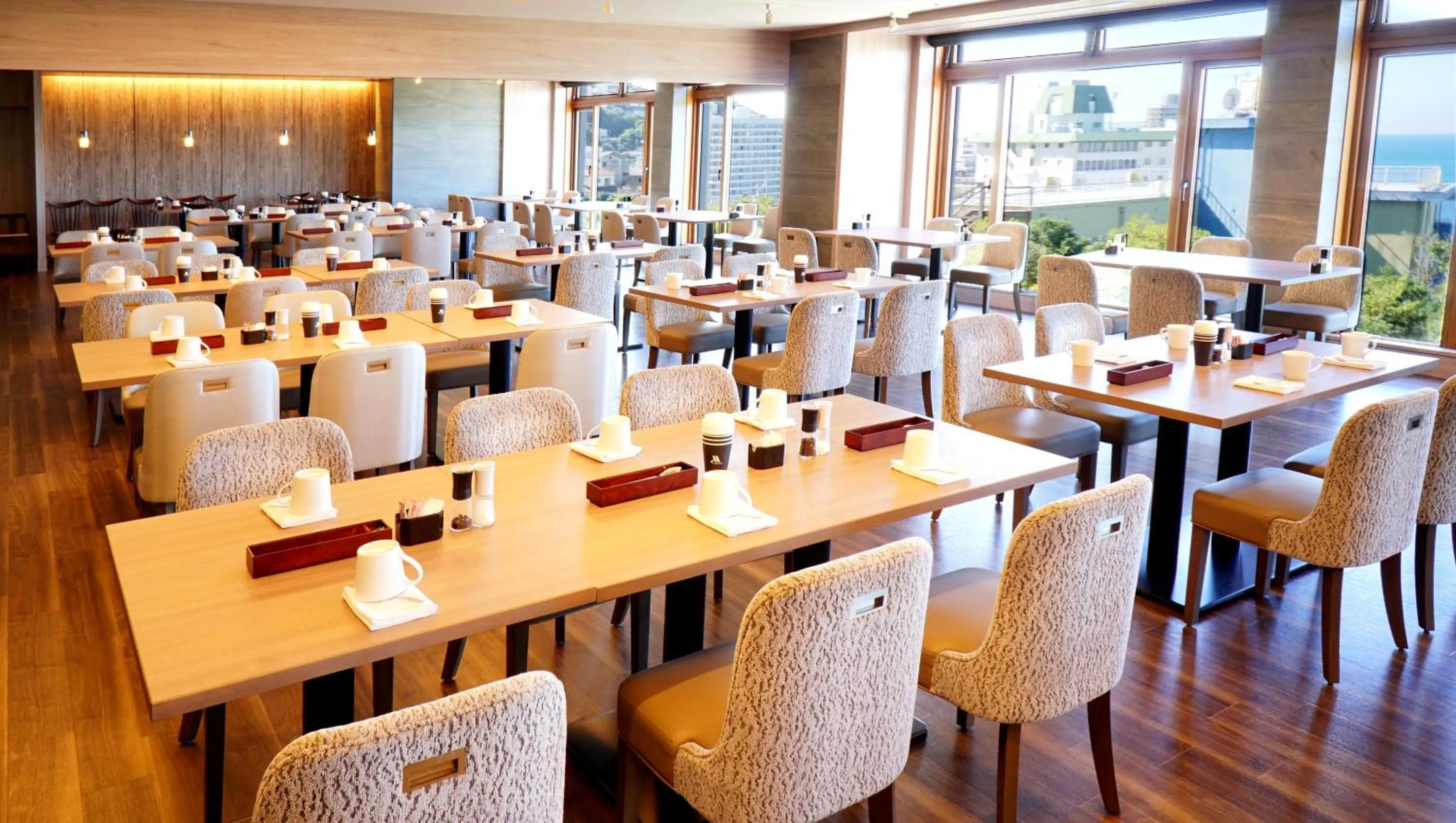 Restaurant/places to eat in Nanki-Shirahama Marriott Hotel