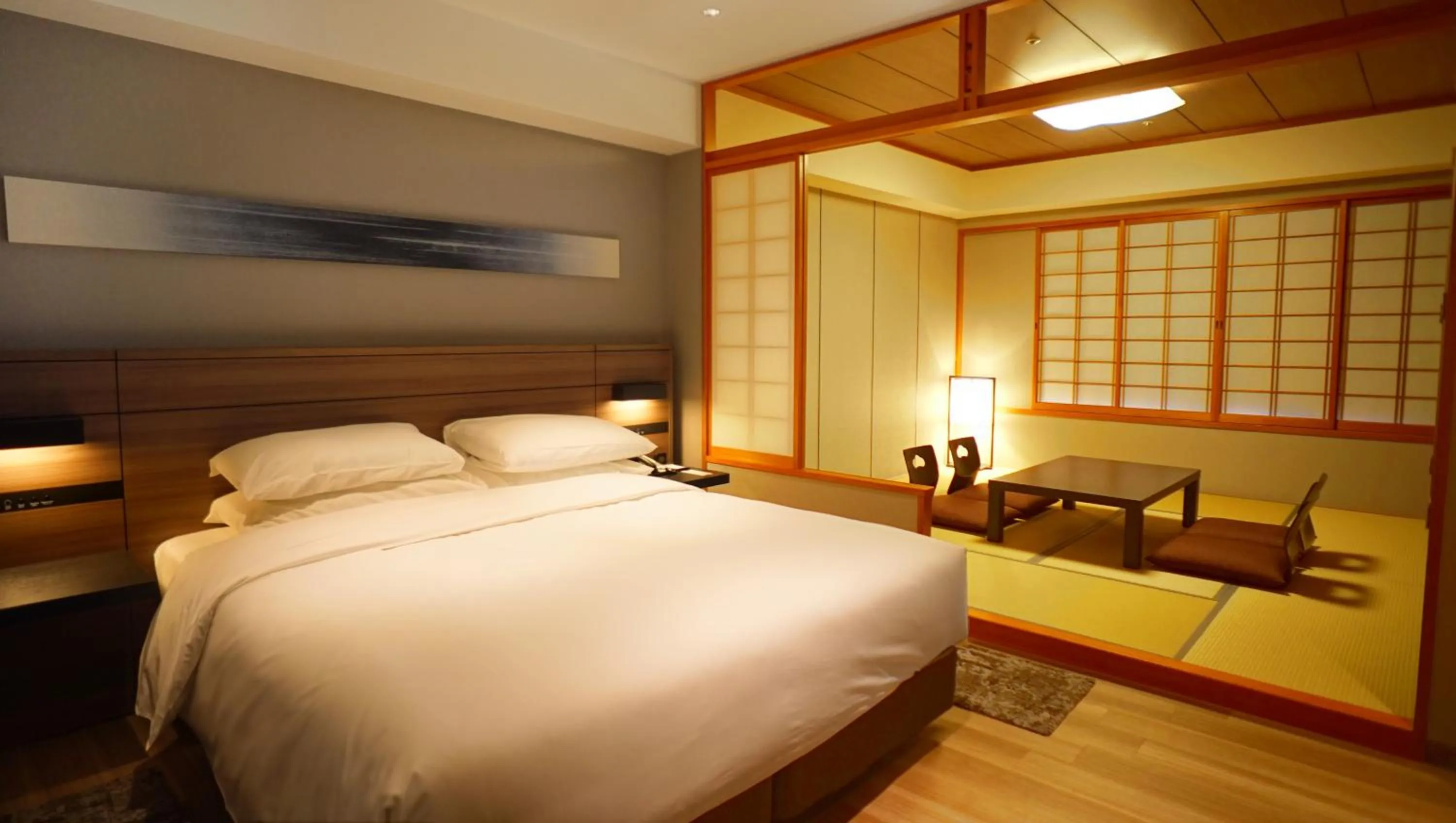 Photo of the whole room, Bed in Nanki-Shirahama Marriott Hotel