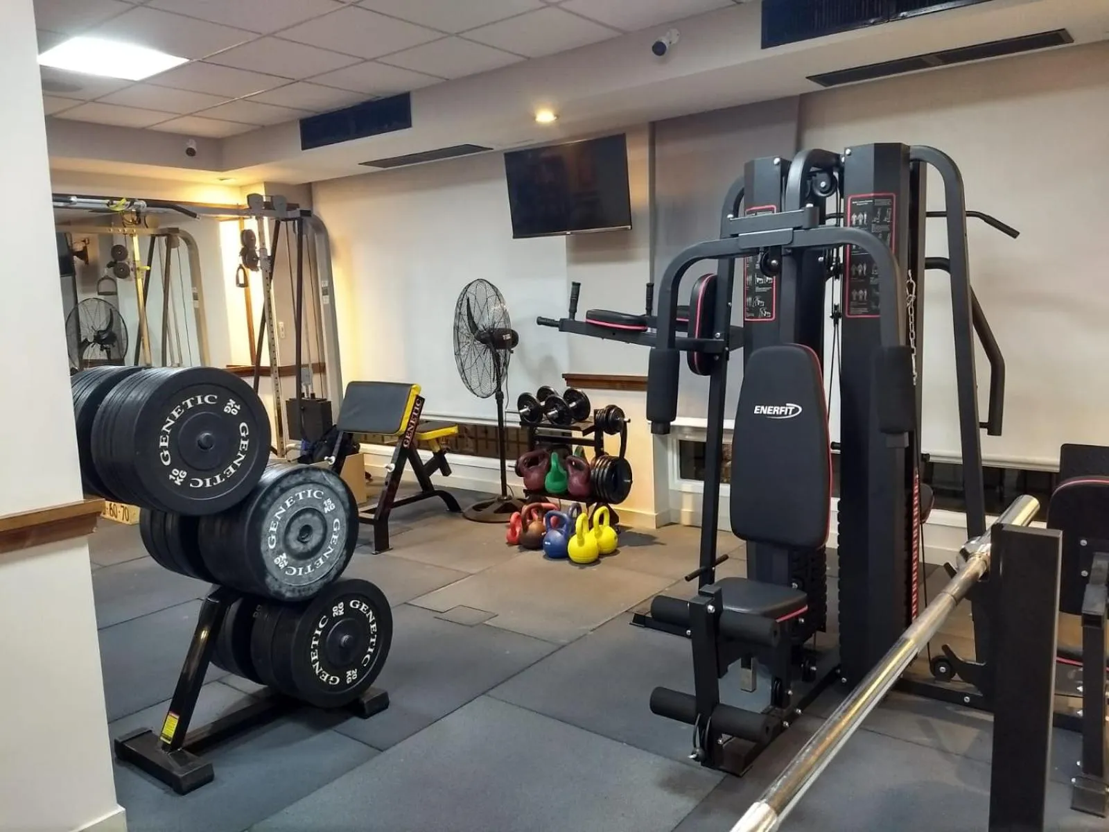 Fitness centre/facilities in Bristol Hotel