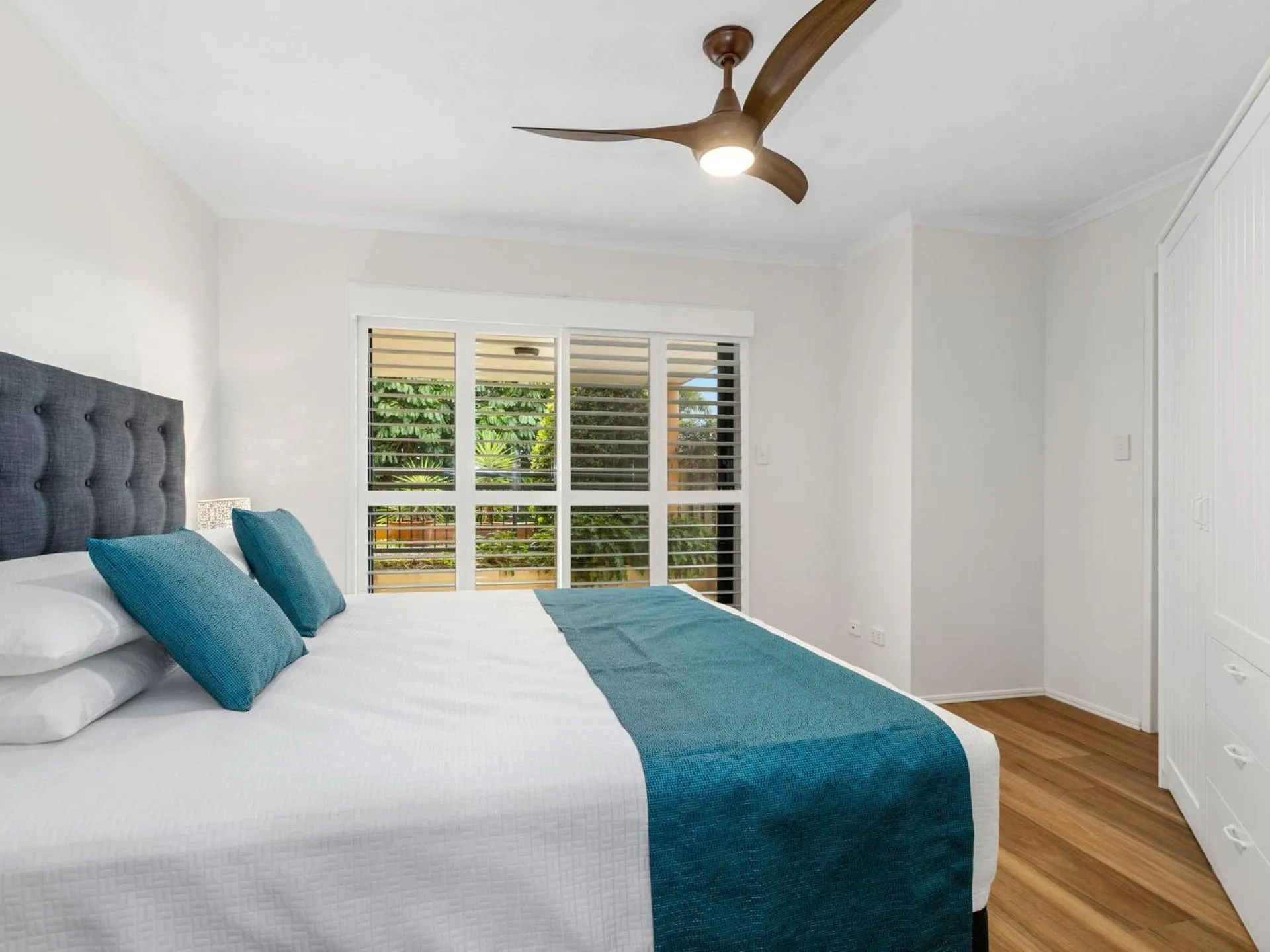 Bed in Salty Kisses on Marine Parade