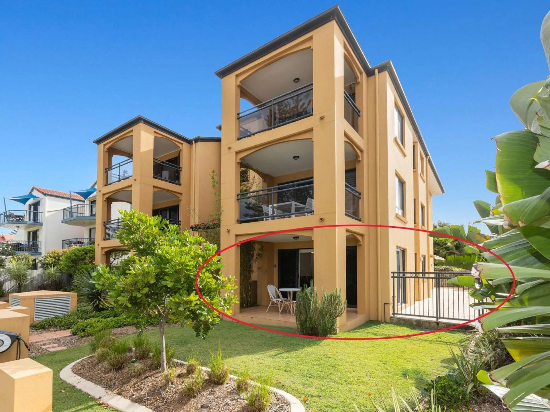 Property building in Salty Kisses on Marine Parade