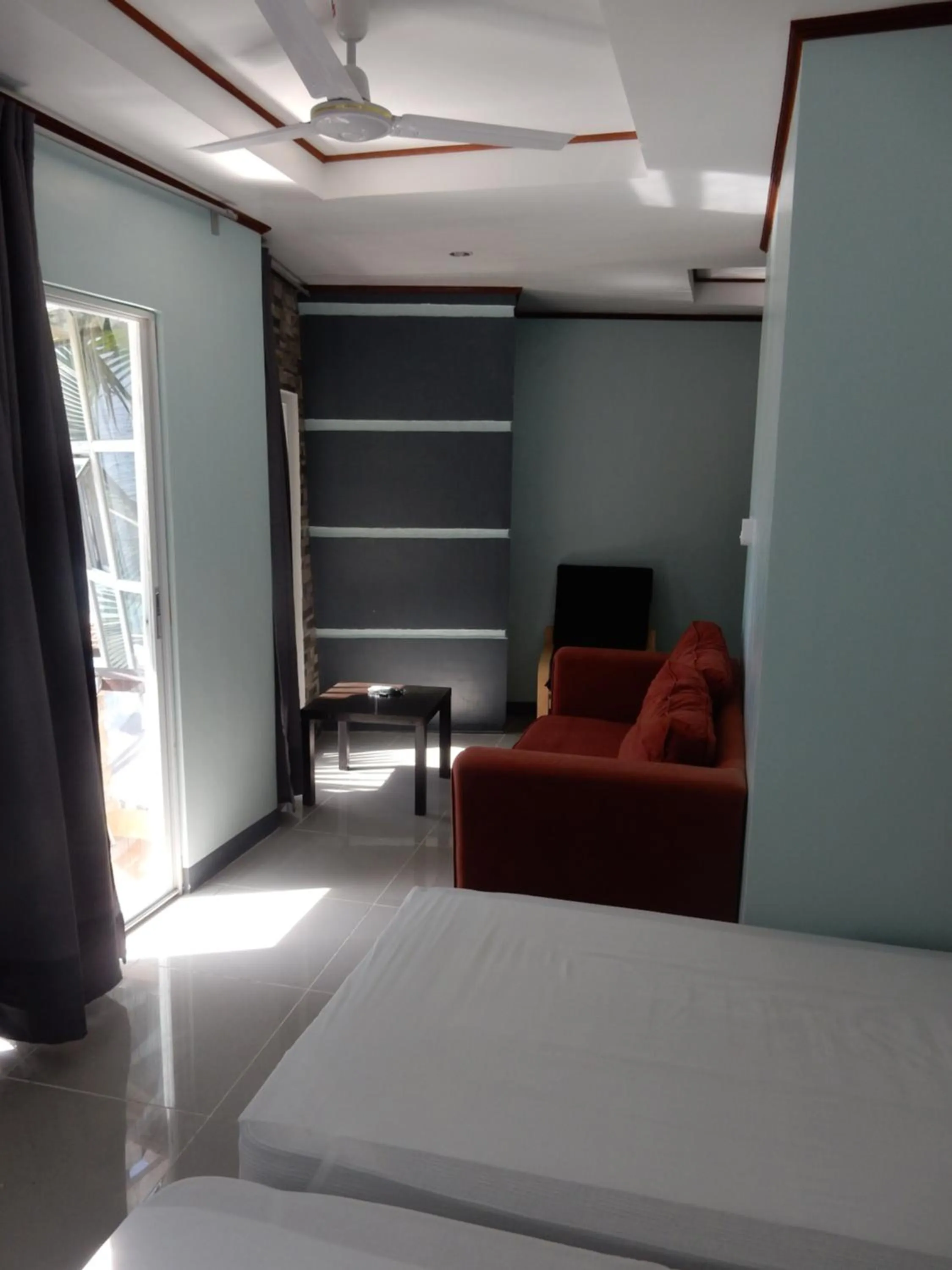 Bed in Oslob Seafari Resort