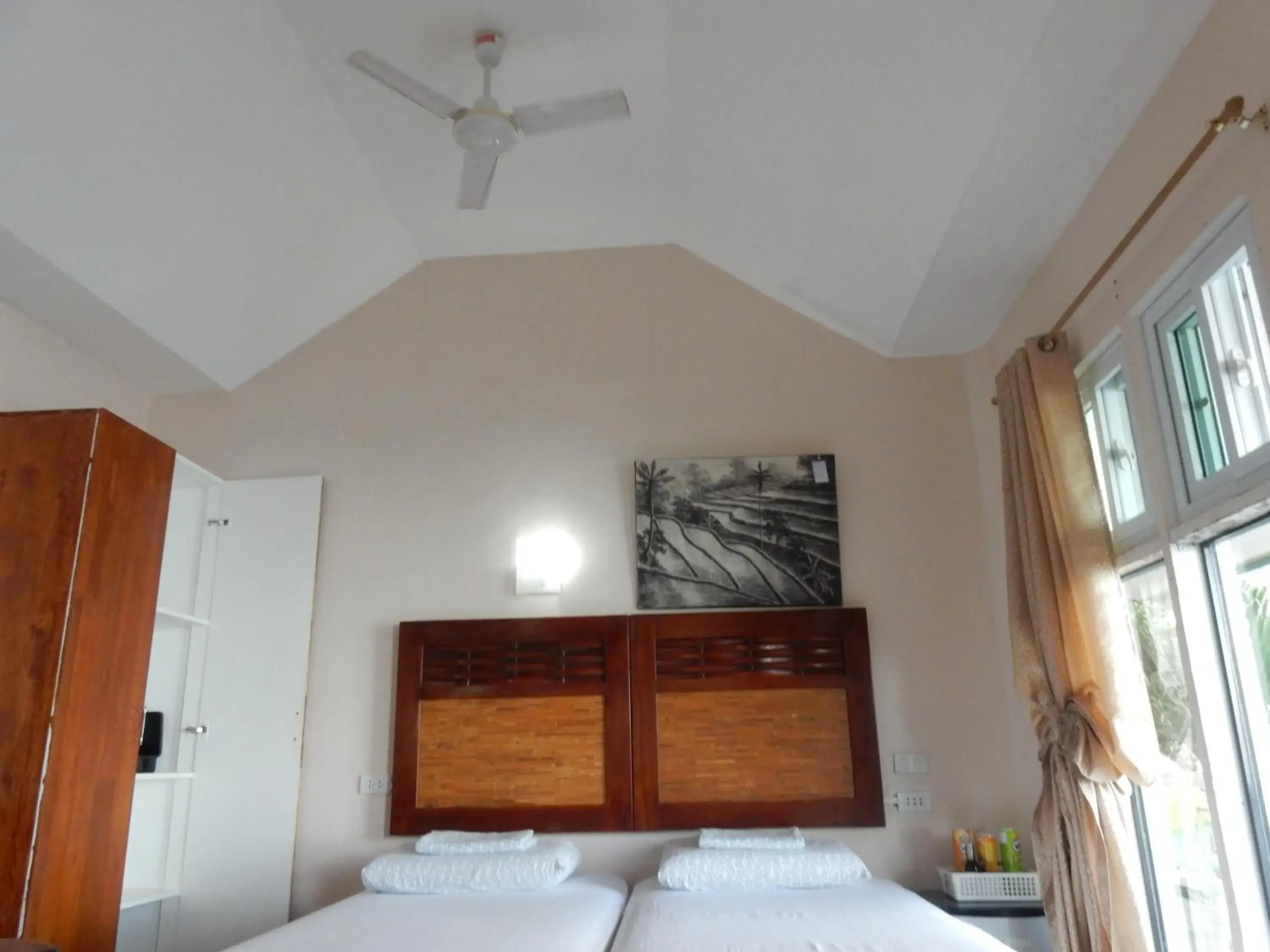 Bed in Oslob Seafari Resort Bed in Oslob Seafari Resort