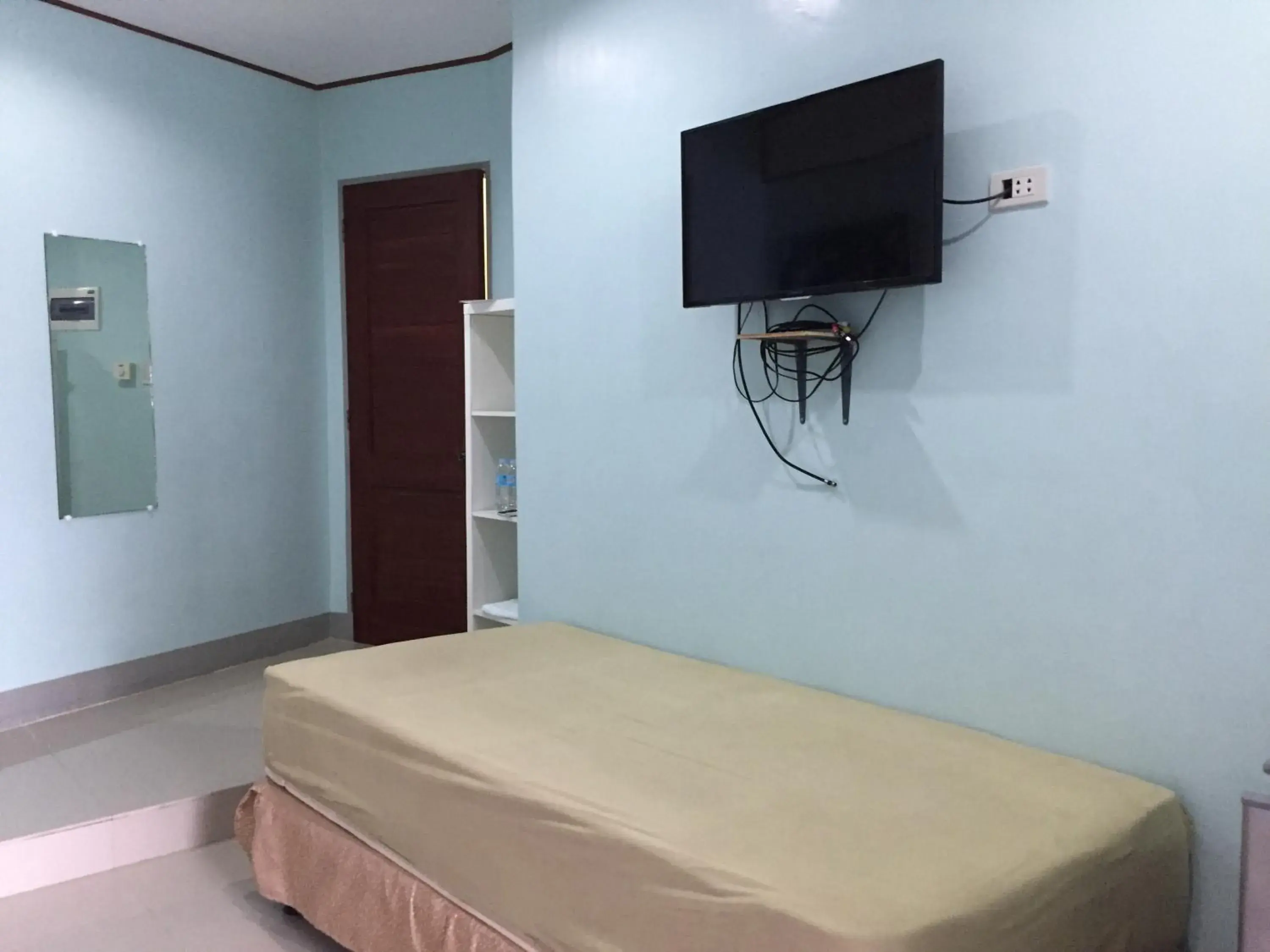 Bed in Oslob Seafari Resort Bed in Oslob Seafari Resort