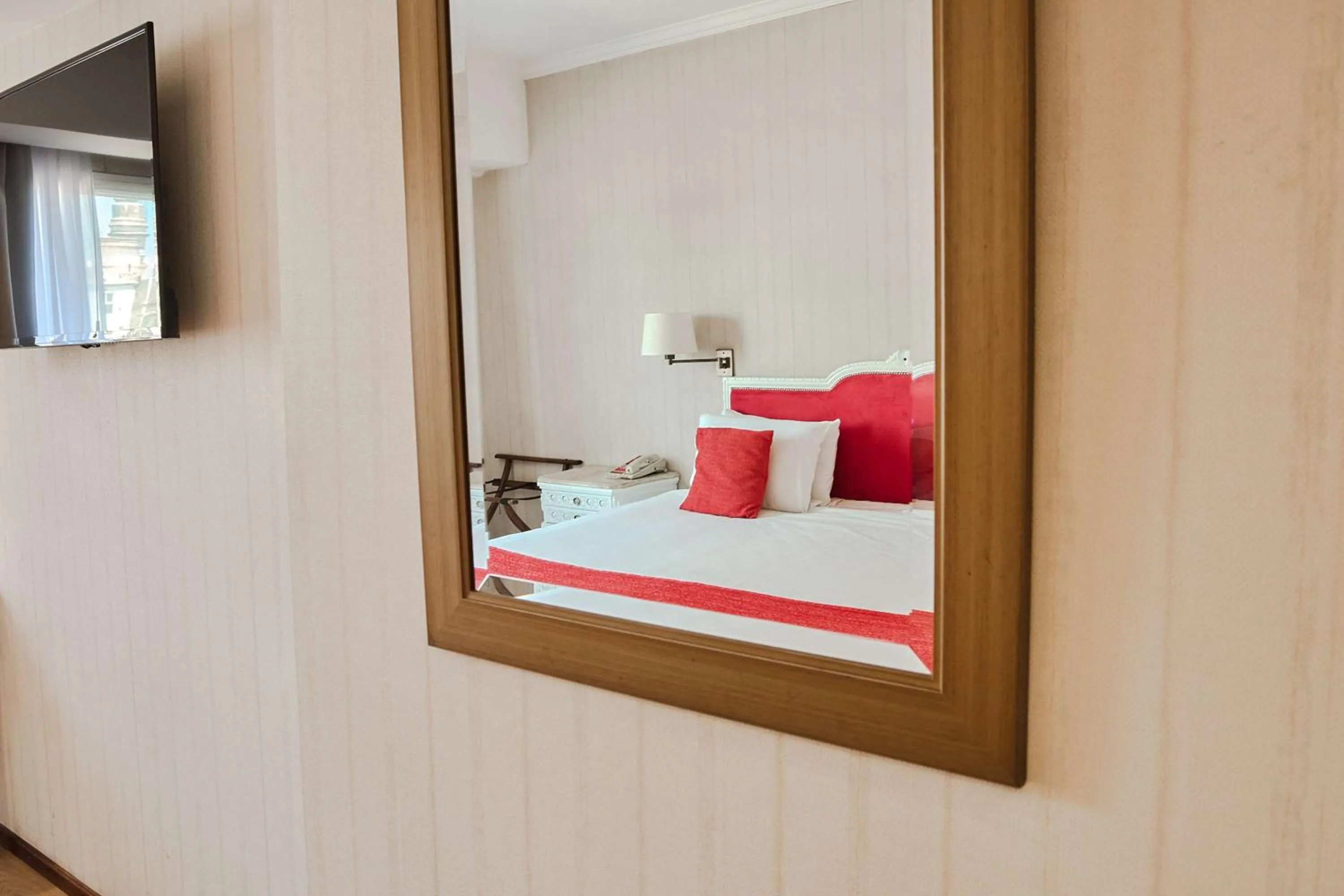 Bedroom, Bed in Ramada by Wyndham Buenos Aires Centro