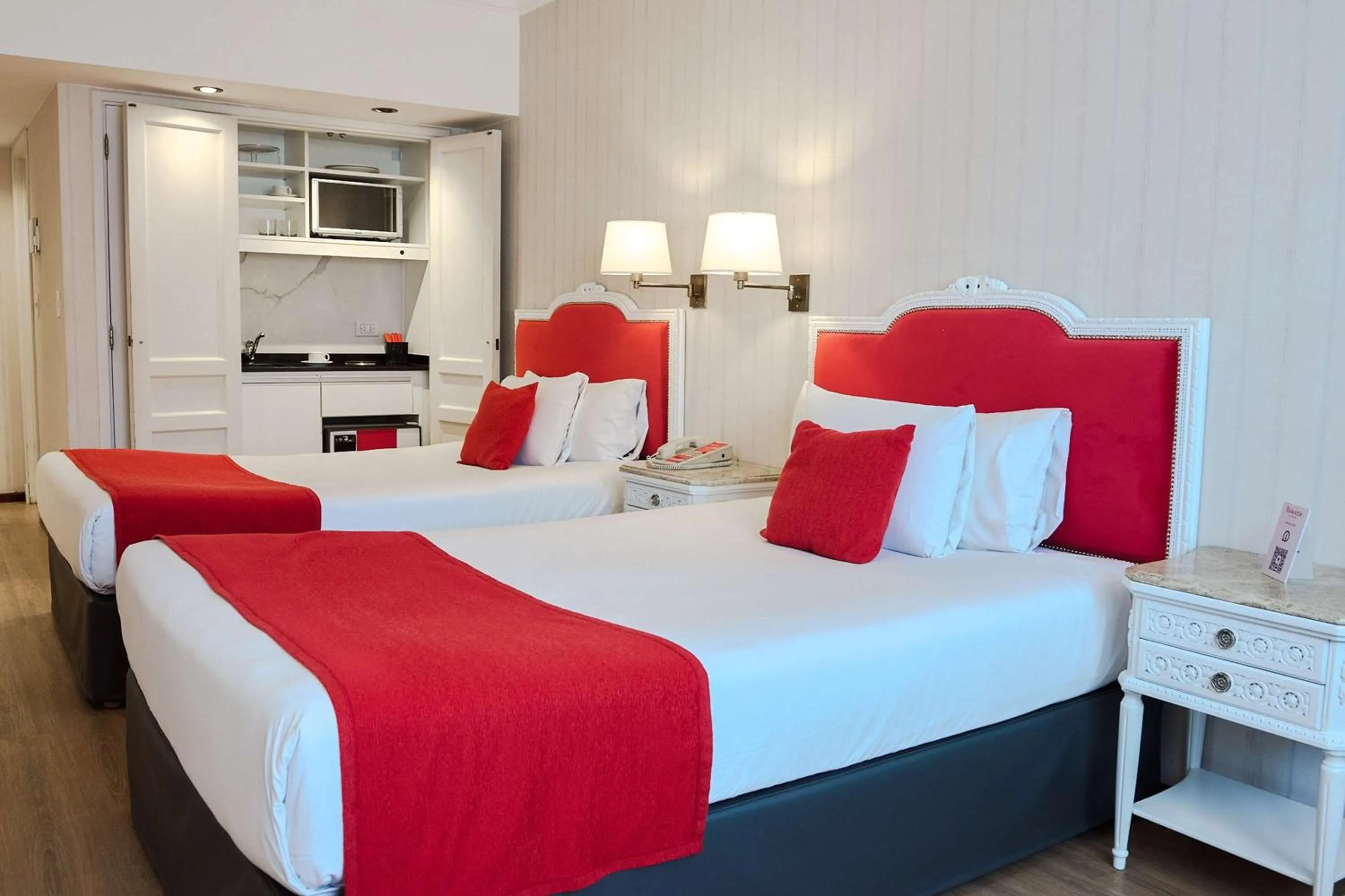 Bedroom, Bed in Ramada by Wyndham Buenos Aires Centro