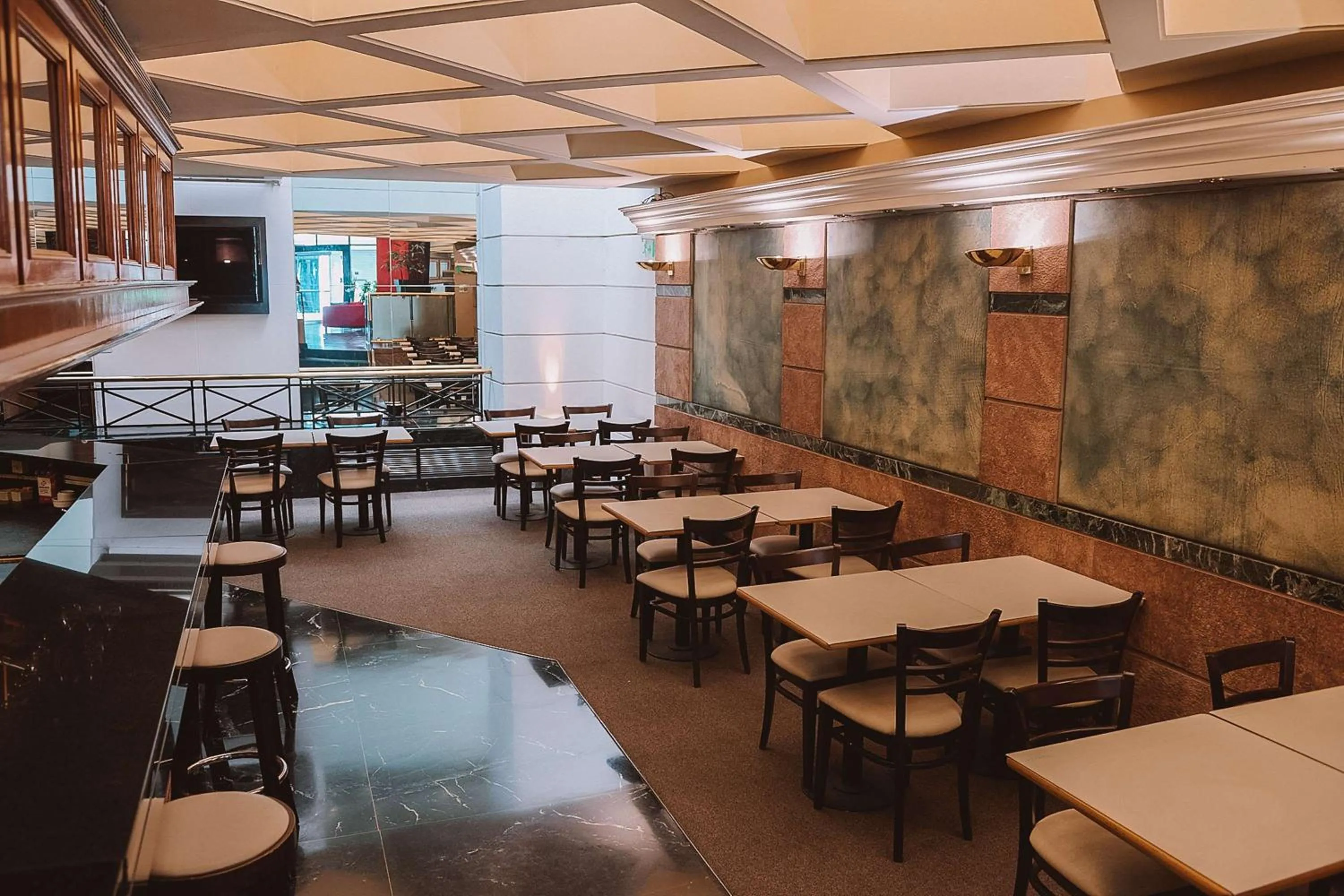 Lounge or bar in Ramada by Wyndham Buenos Aires Centro