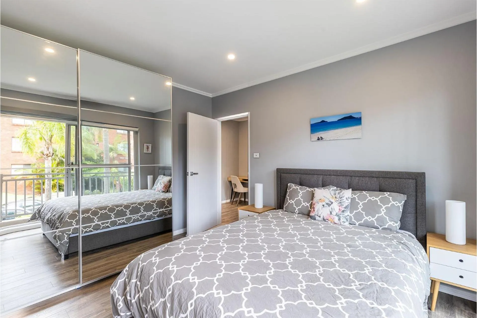 Bed in Veronica Court 2, 4 Weatherly Cl - Between Little Beach & Shoal Bay Beach, WiFi & Aircon