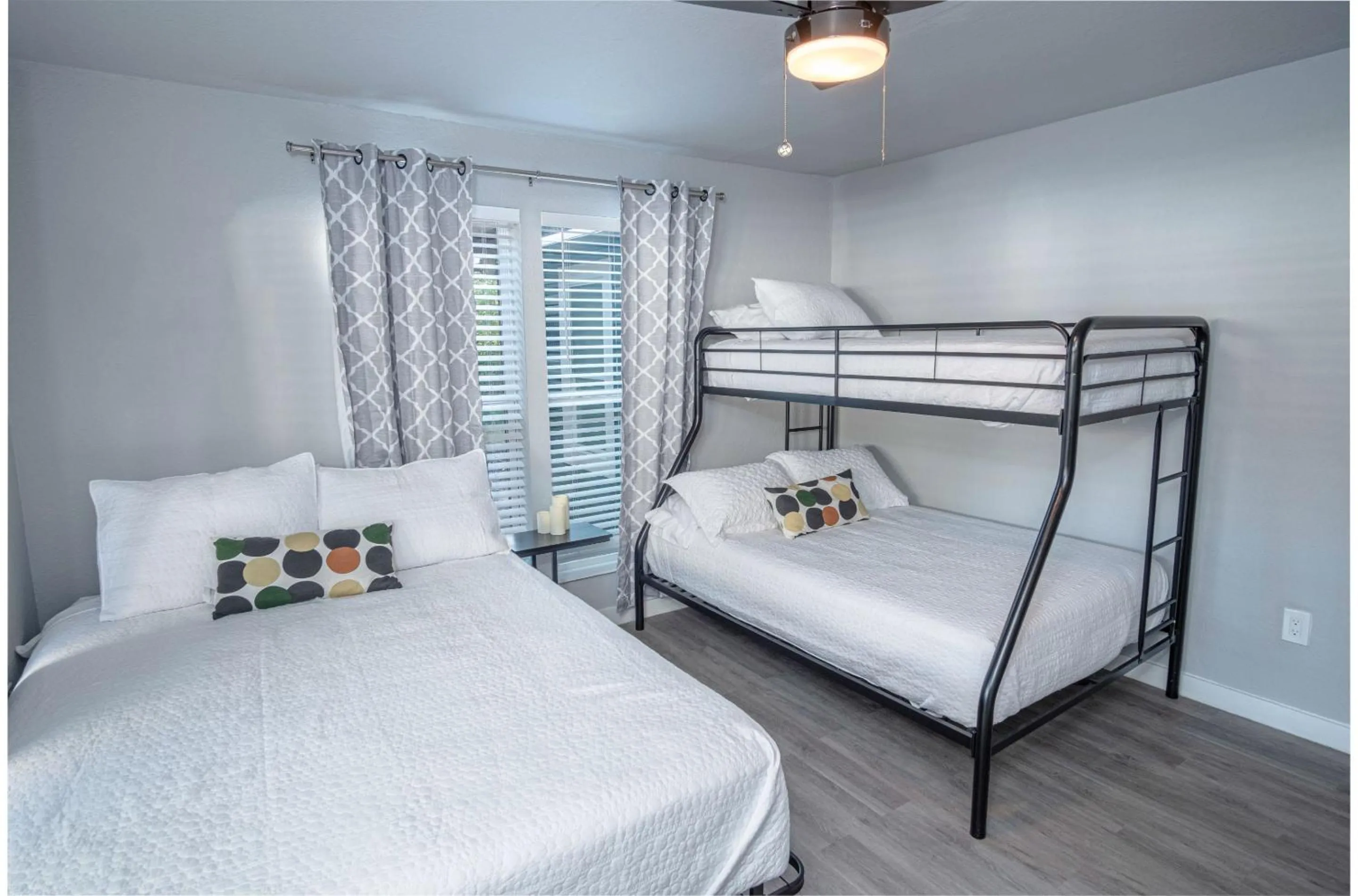 bunk bed, Bed in Stylish 4 Br2Ba Renovated Home Near Downtown