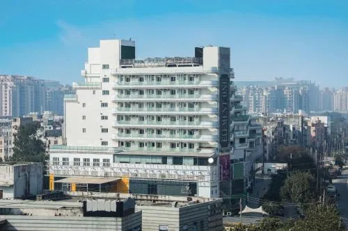 Regenta Suites Gurugram, Sector 49 Sohna Road