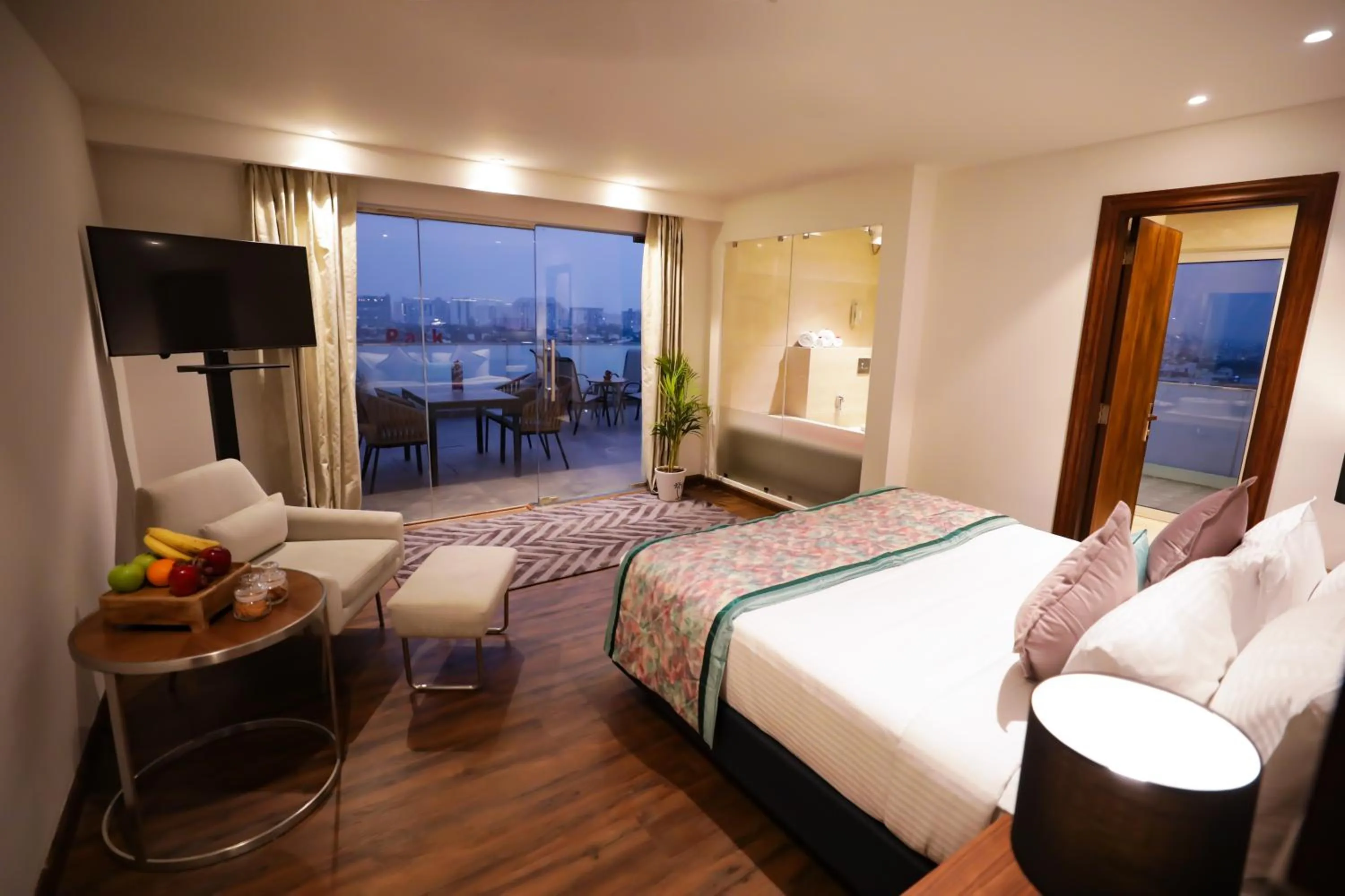 Regenta Suites Gurugram, Sector 49 Sohna Road