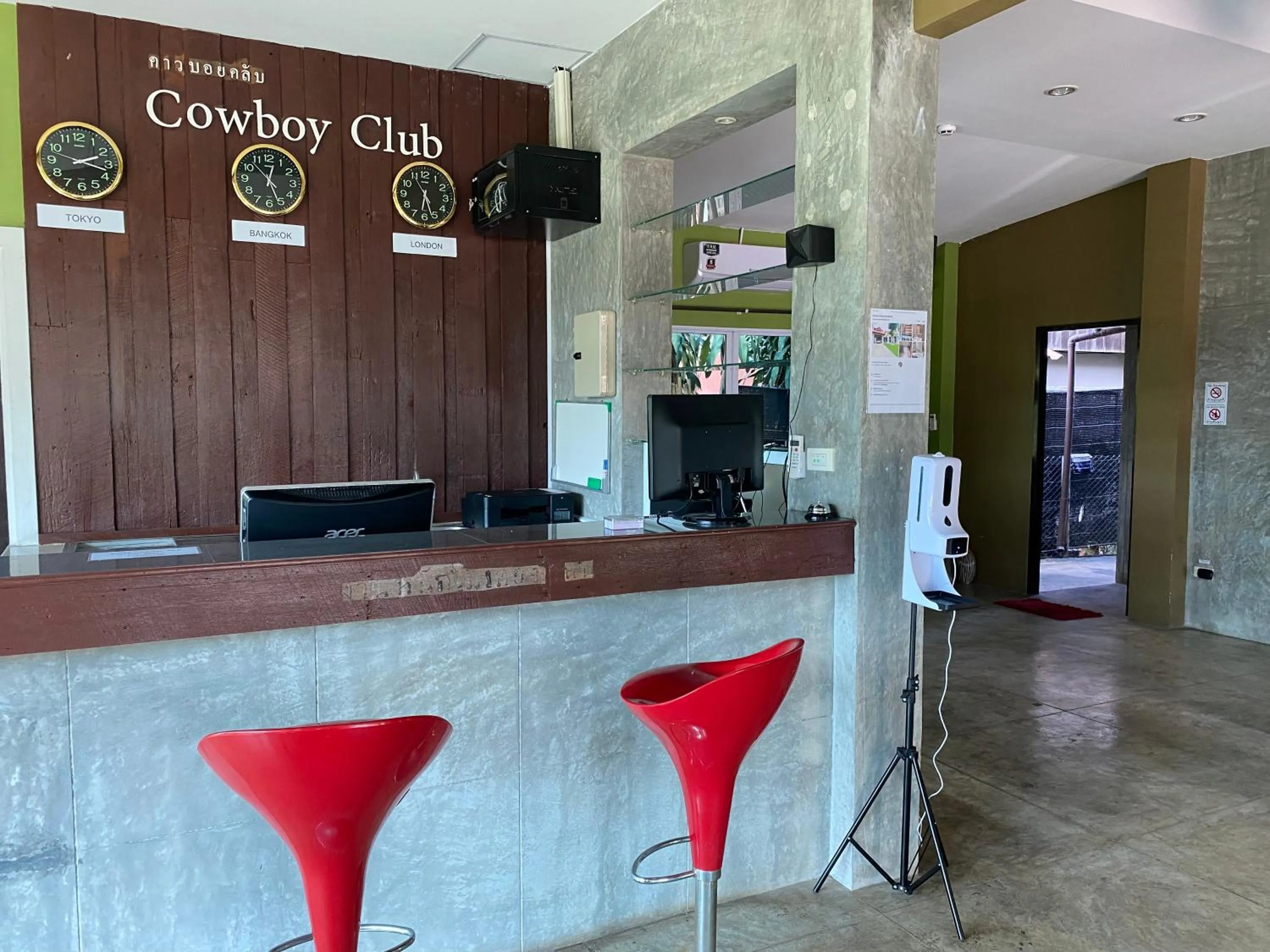 Lobby or reception in Preme Apartment @maejo