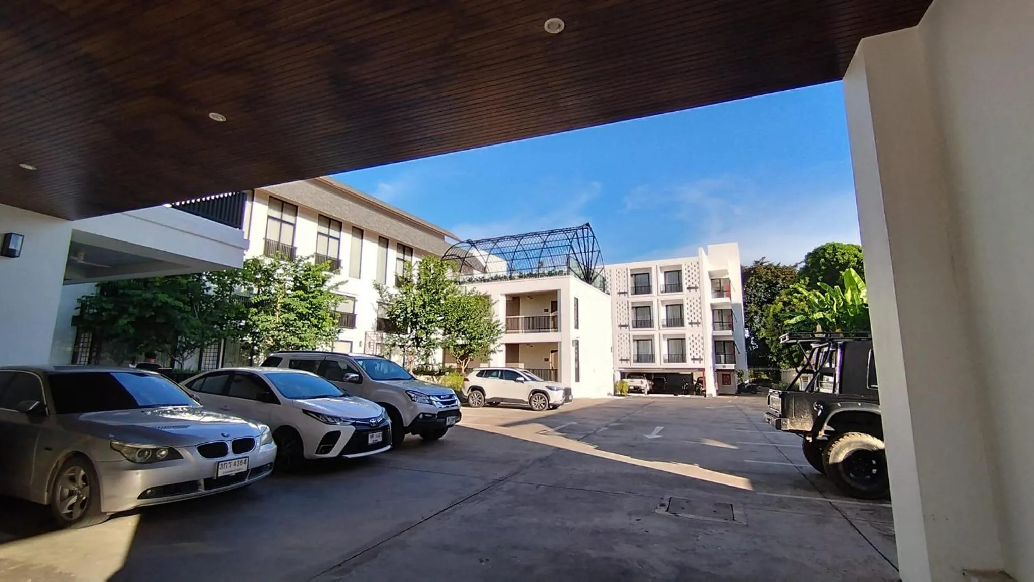 Parking in Emmaline Hotel Nan