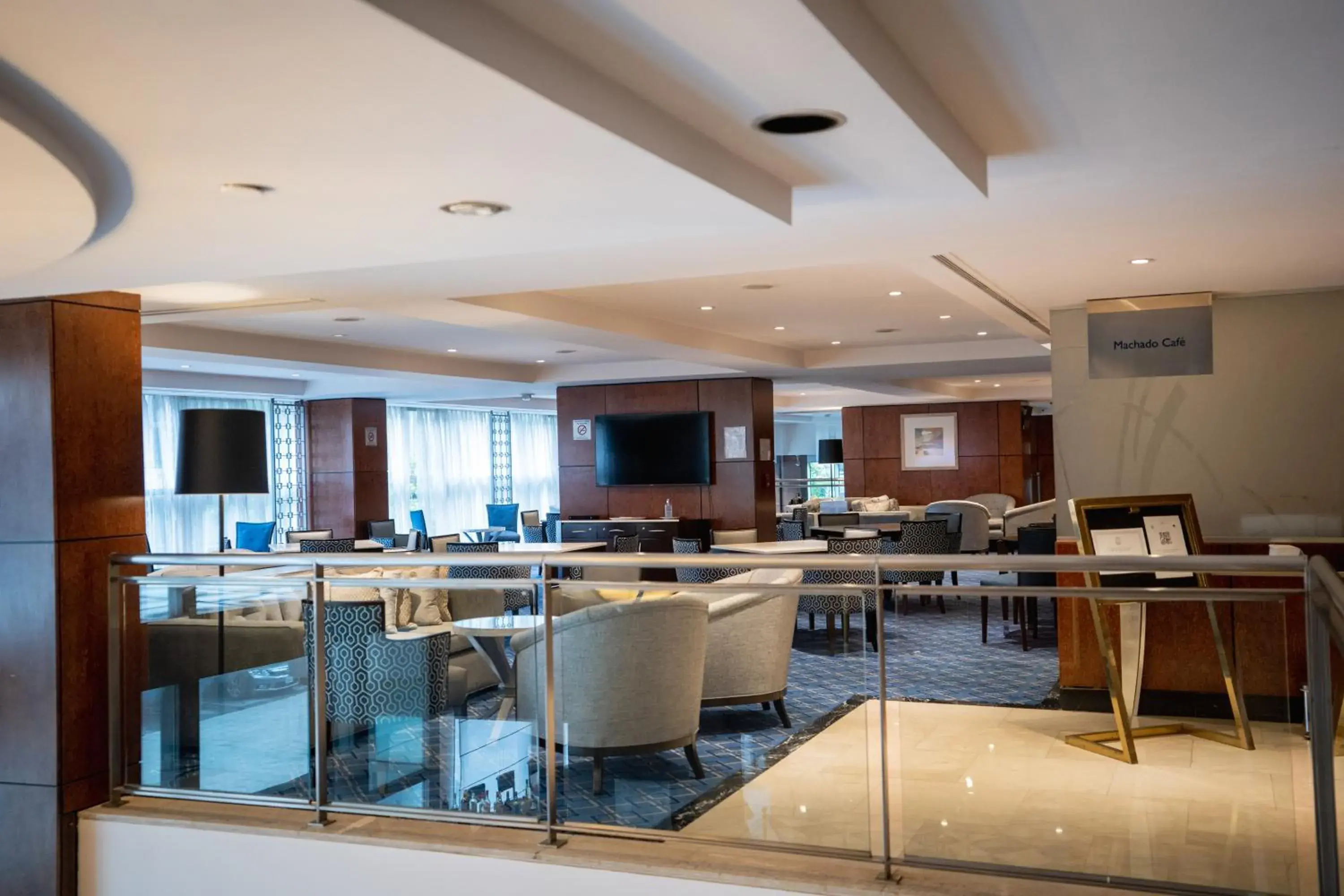 Restaurant/places to eat in Doubletree By Hilton Buenos Aires Restaurant/places to eat in Doubletree By Hilton Buenos Aires