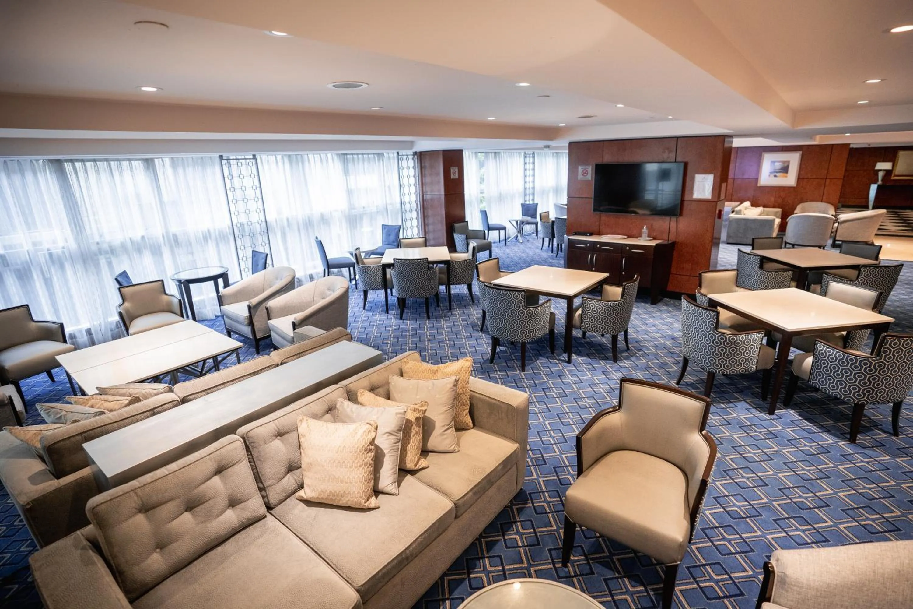 Restaurant/places to eat in Doubletree By Hilton Buenos Aires