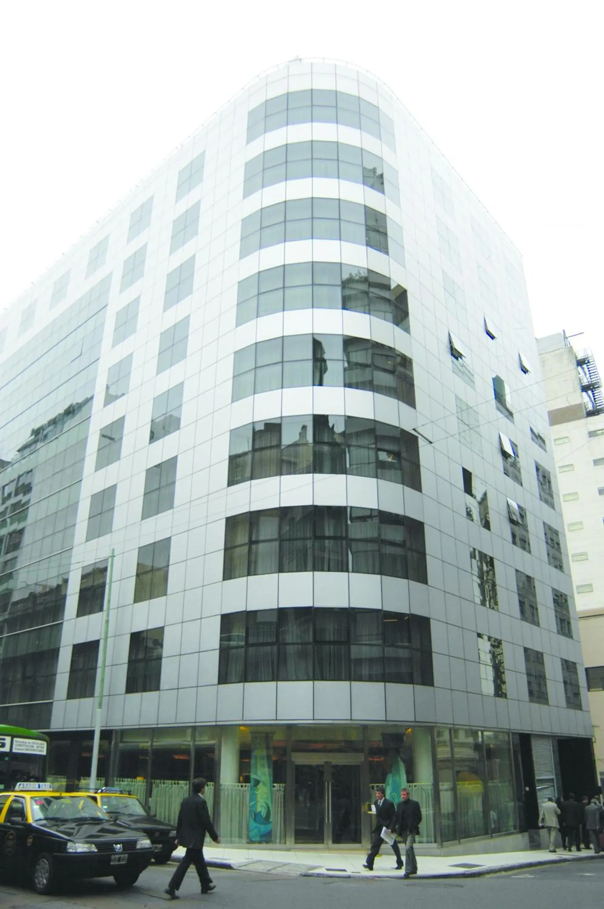 Facade/entrance in Doubletree By Hilton Buenos Aires Facade/entrance in Doubletree By Hilton Buenos Aires