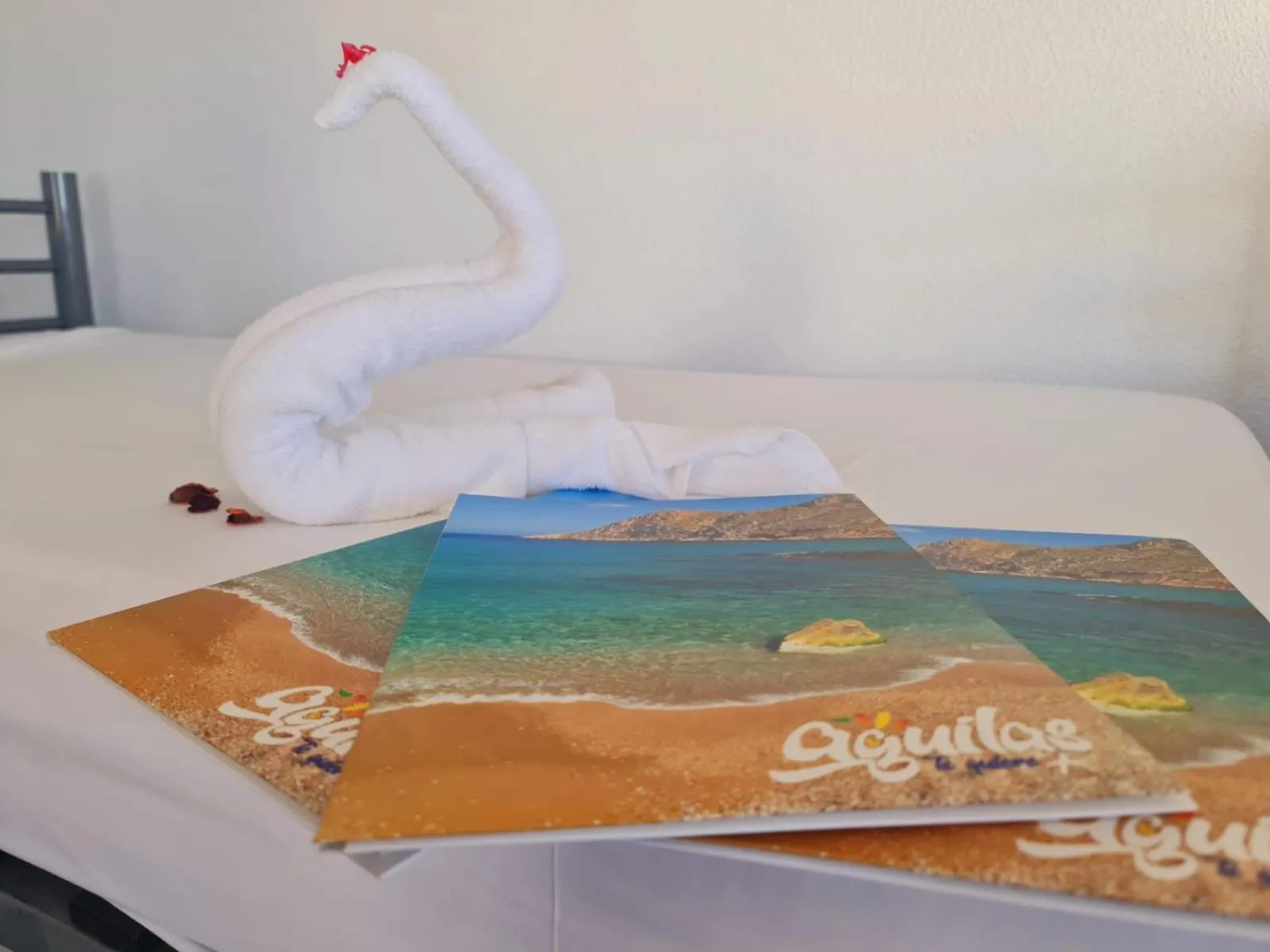 Bed in Albergue Club Náutico de Águilas