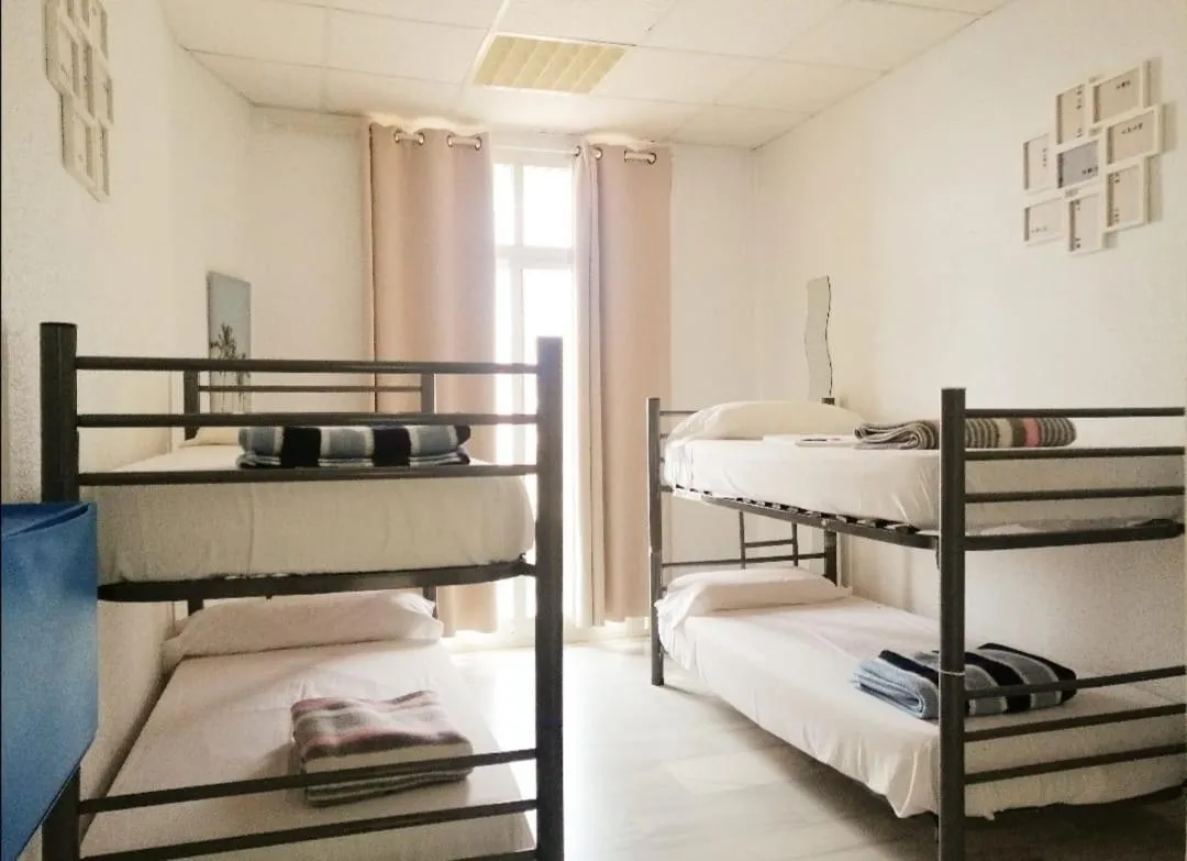 Bed in Albergue Club Náutico de Águilas