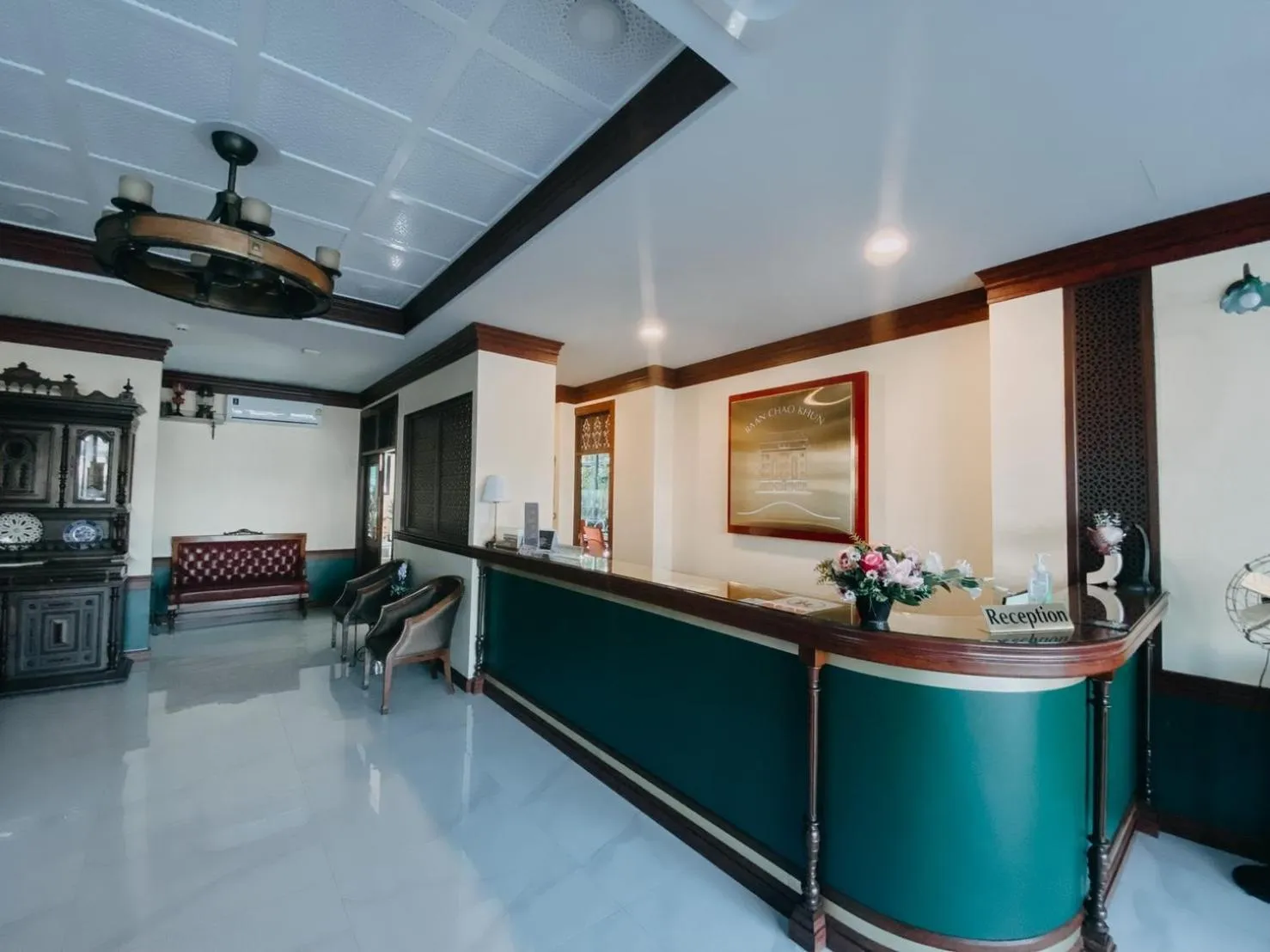 Lobby or reception in Baan Chao Khun Hotel