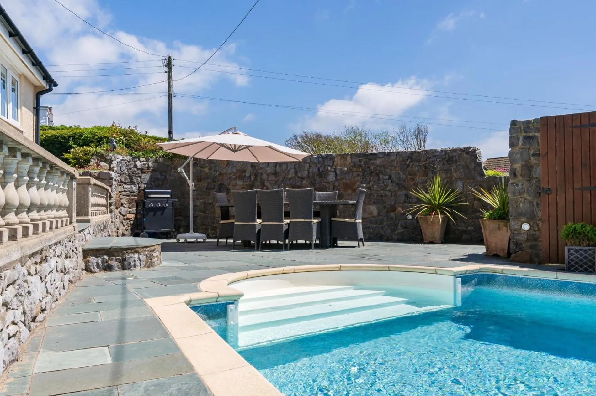 Floor plan in Windy Ridge Cottage - 5 Bedroom Holiday Home - Oxwich