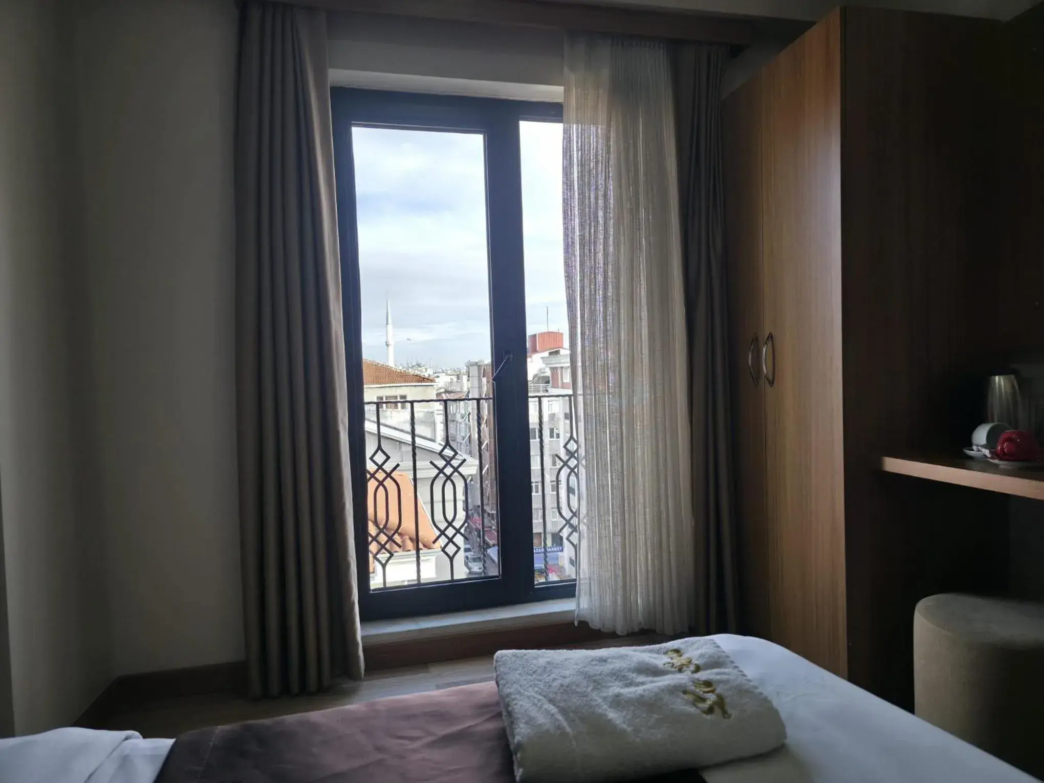 Bed in Hotel La SERA Bed in Hotel La SERA