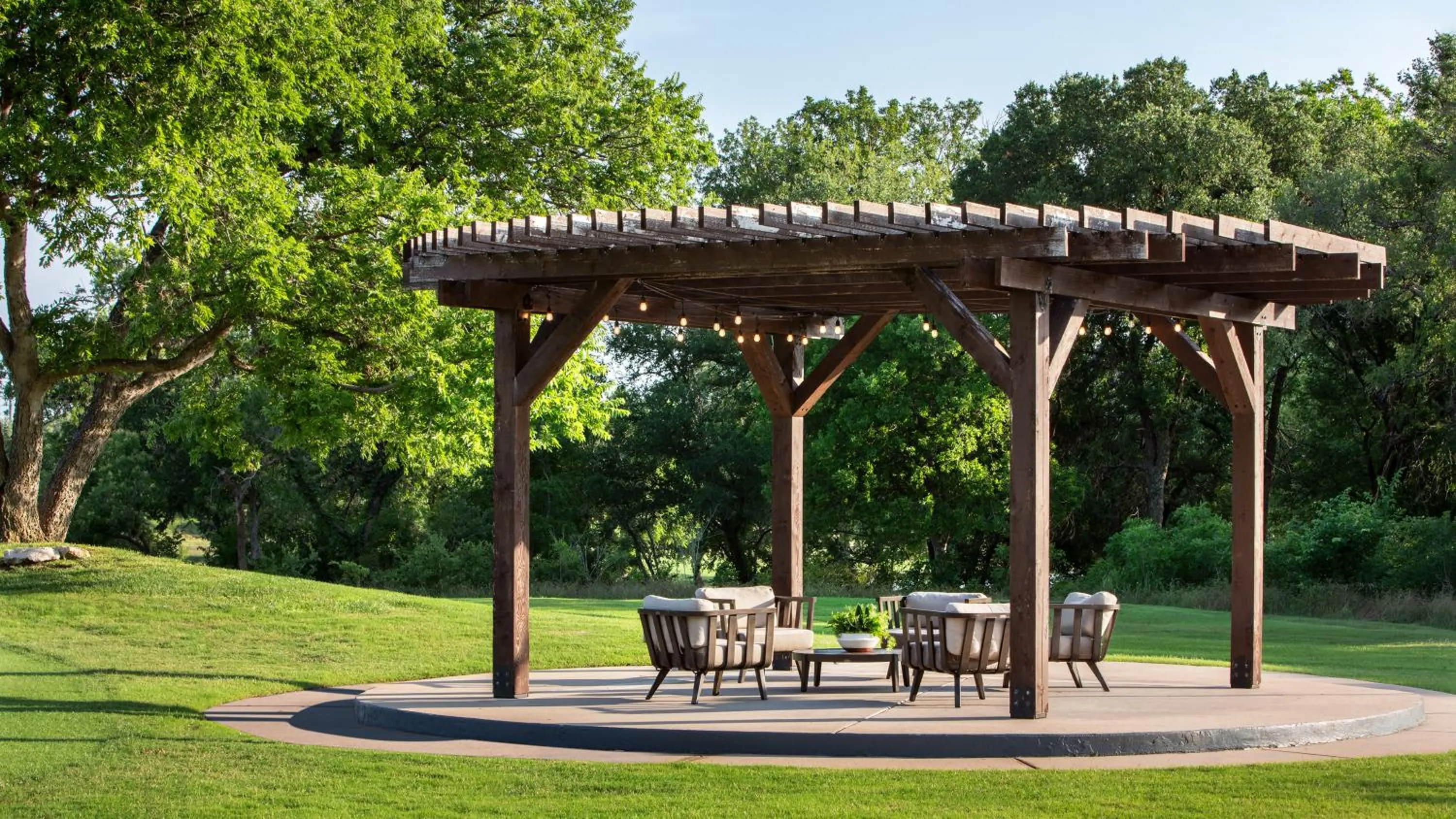 Patio in Dallas/Fort Worth Marriott Hotel & Golf Club at Champions Circle
