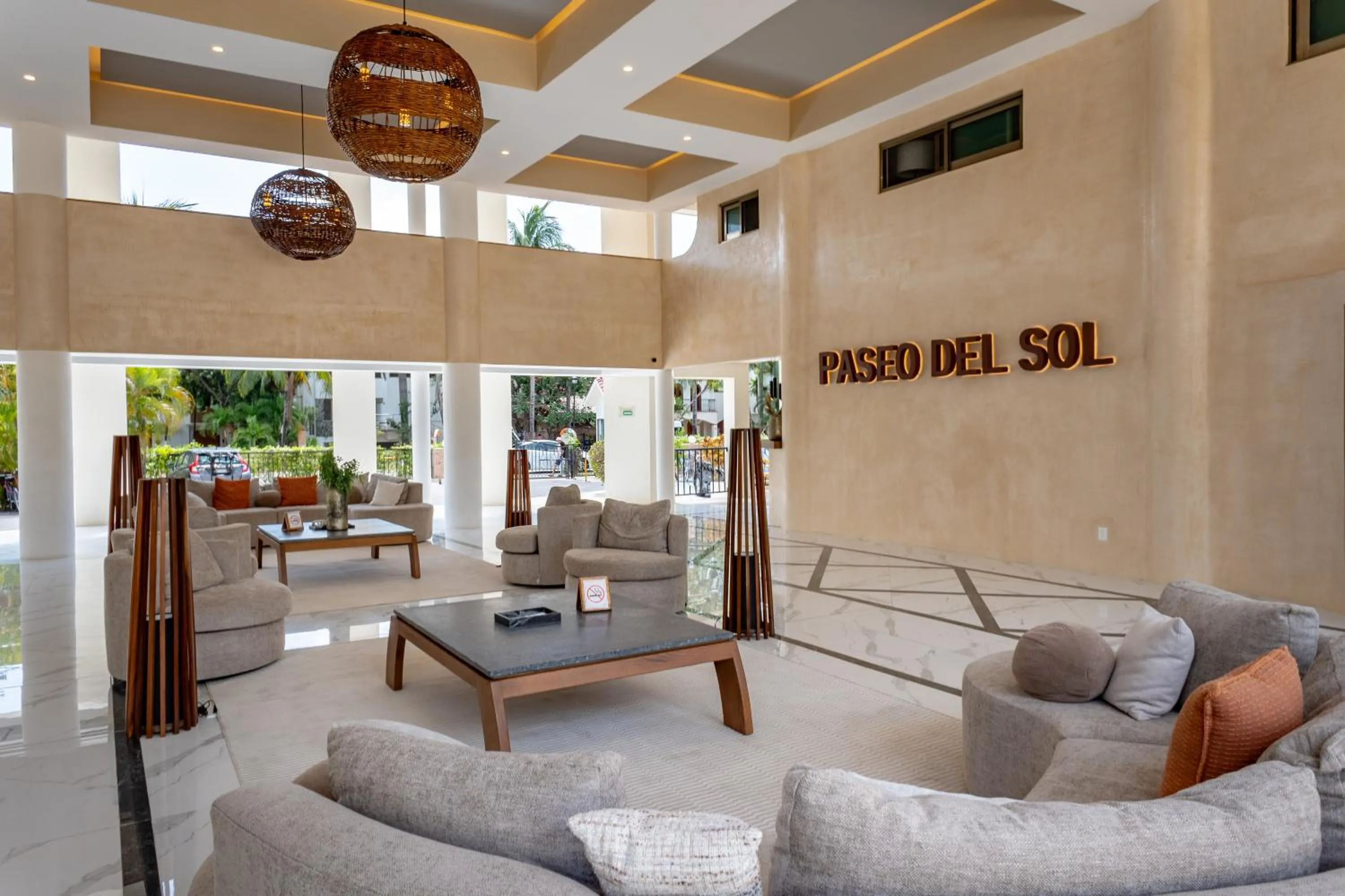 Lobby or reception in Paseo del Sol Condohotel by BVR