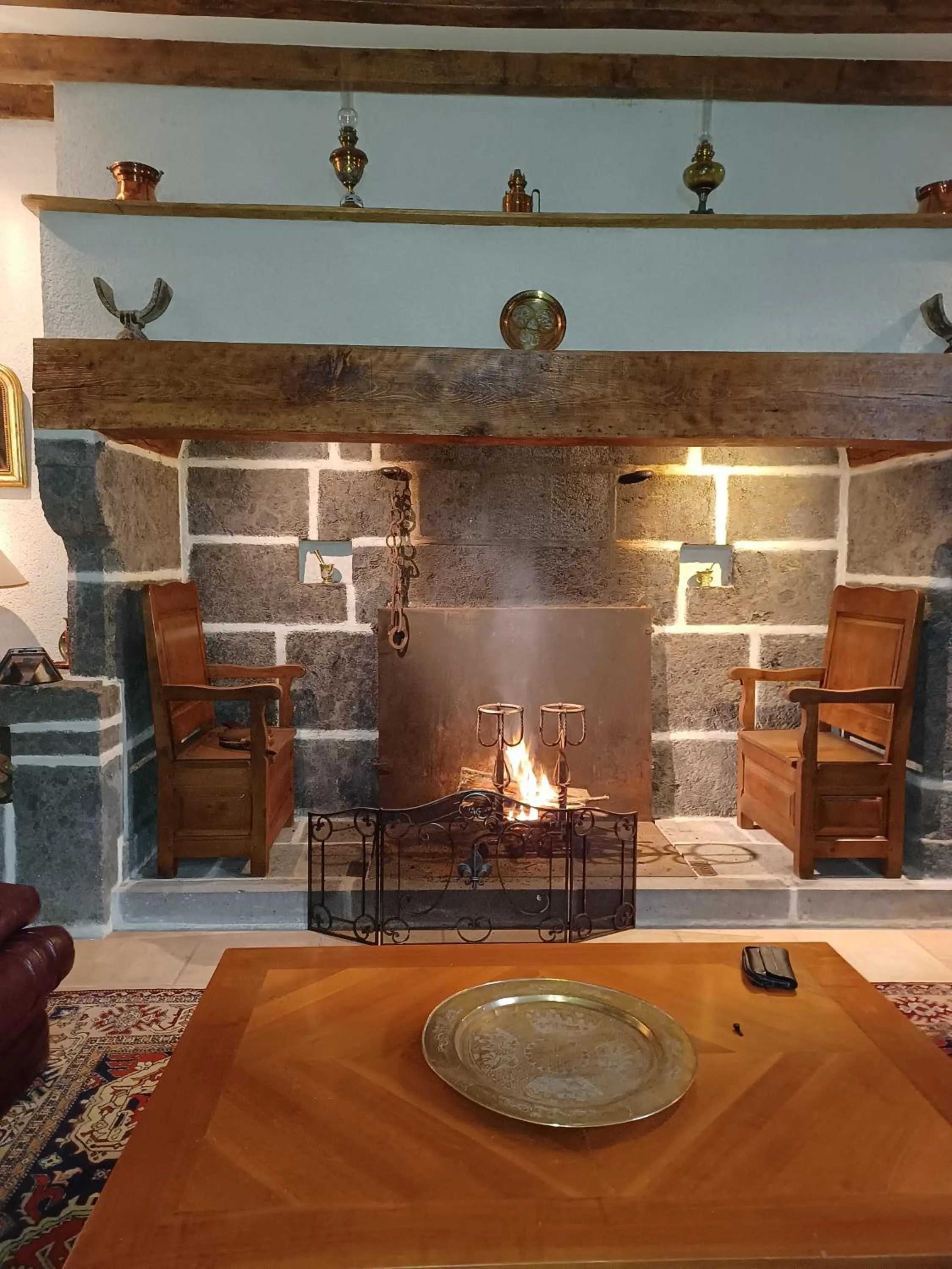 flat iron in La Grange de Lily